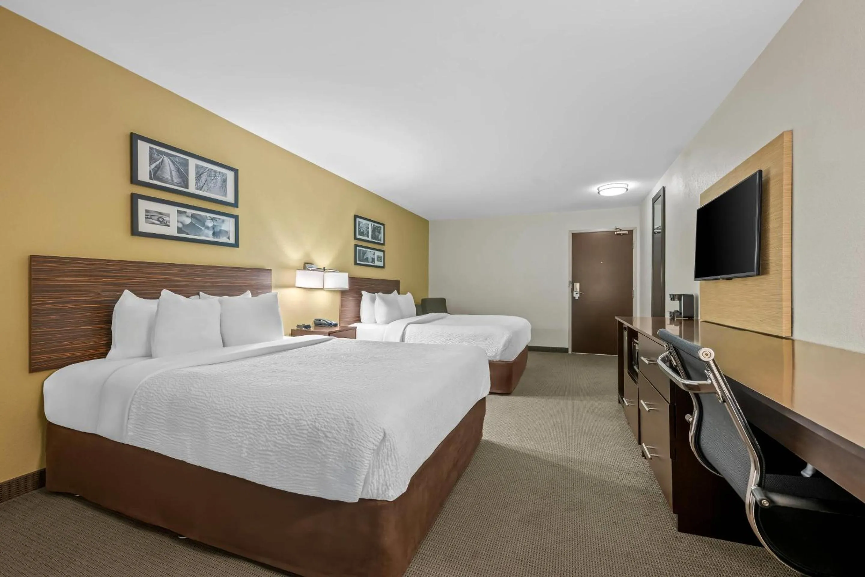 Bedroom, Bed in Sleep Inn & Suites Jasper I-22