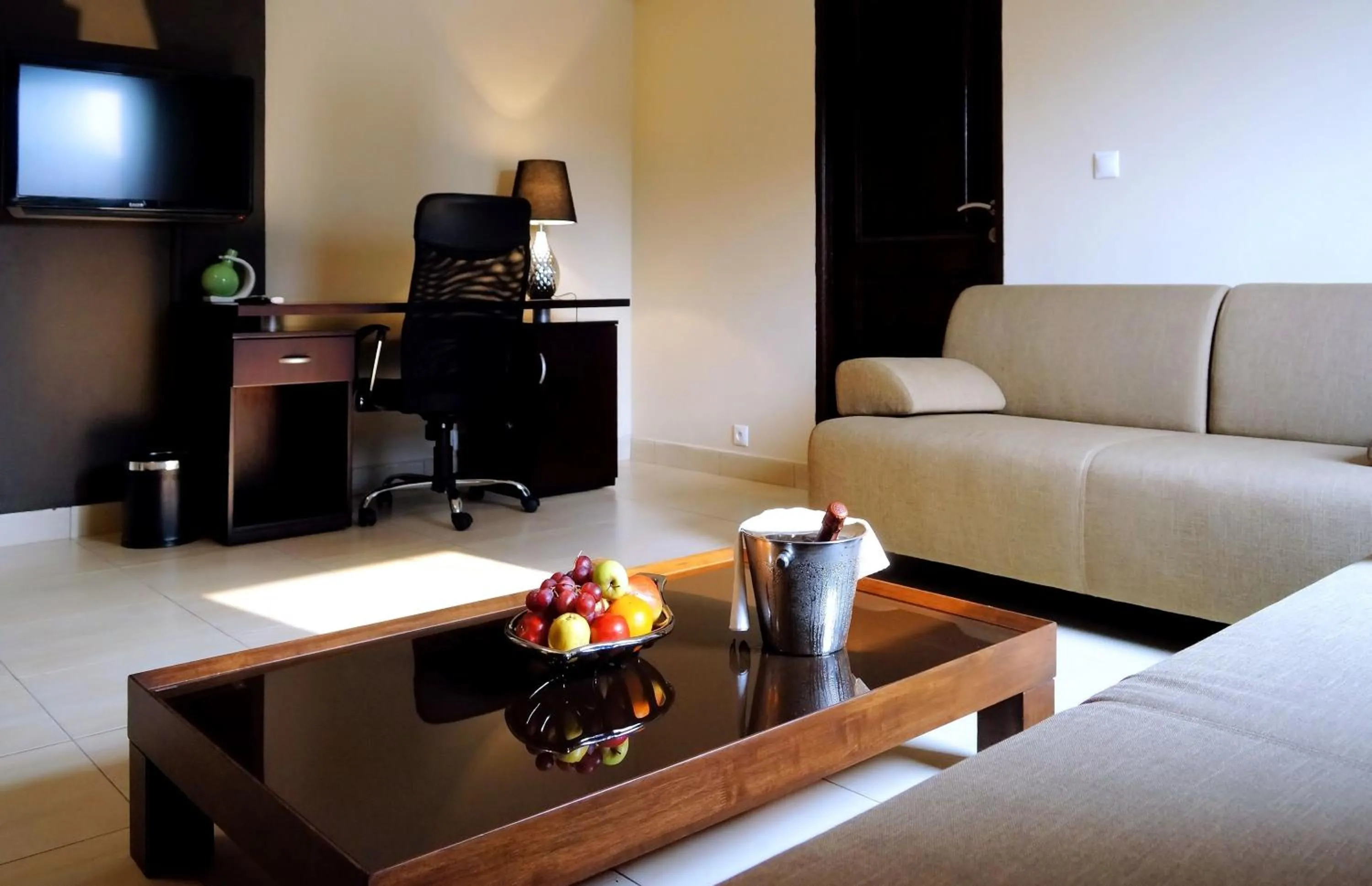 Living room in Hotel Royal Kinshasa