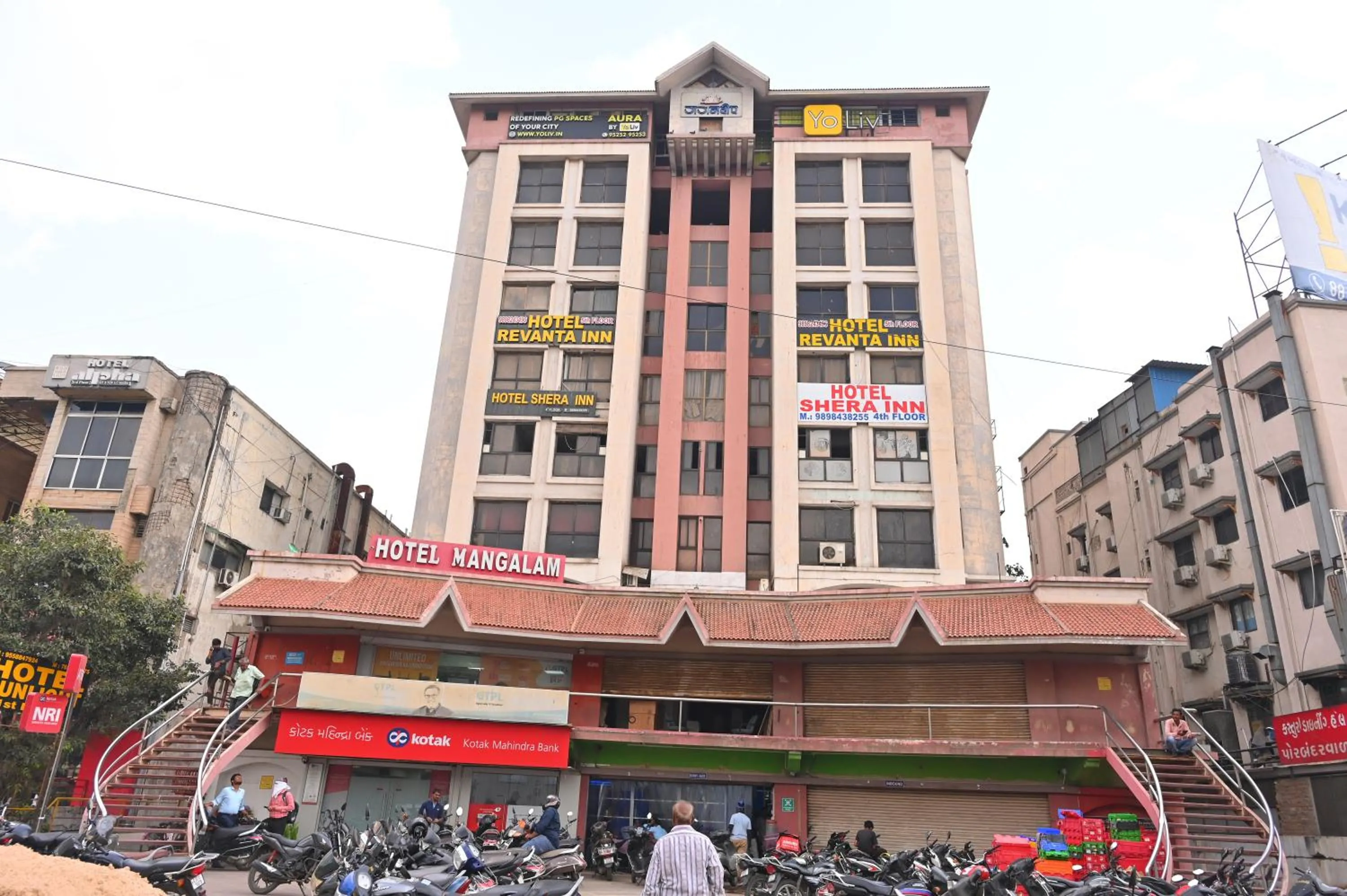 Property building in Hotel Revanta Inn