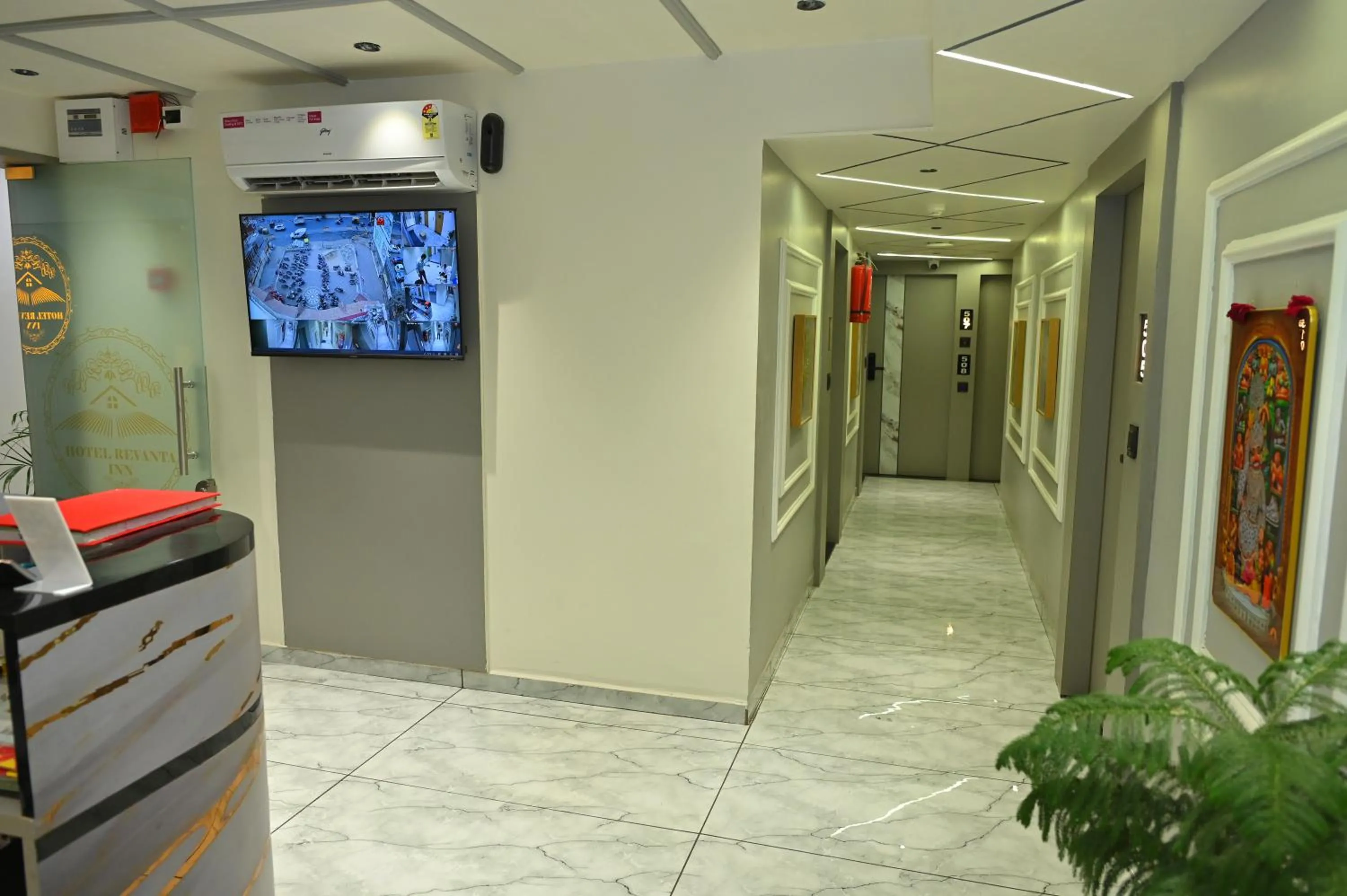 Lobby or reception in Hotel Revanta Inn