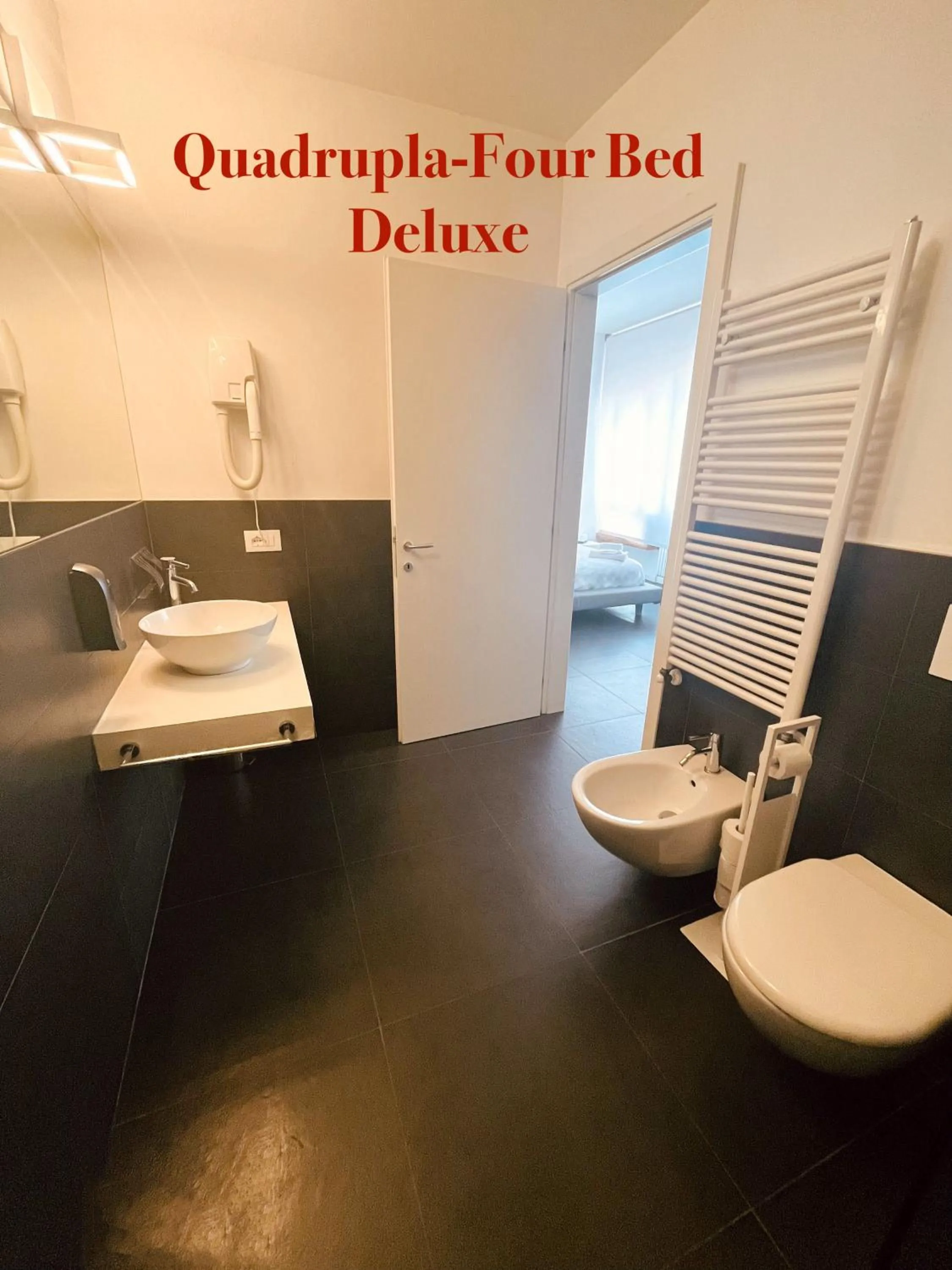 Toilet in DiMoras house Verona