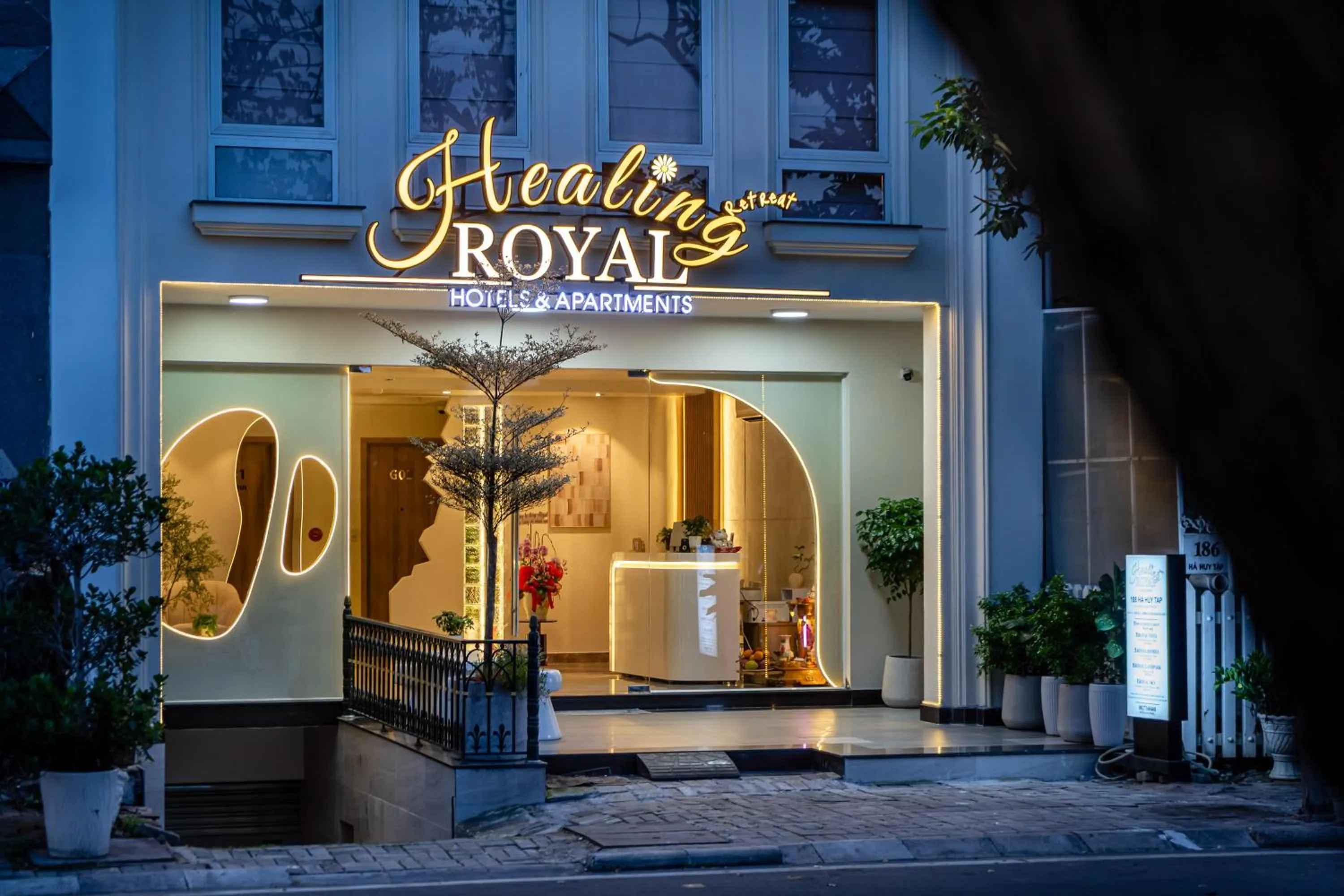 The Royal Healing - Phu My Hung