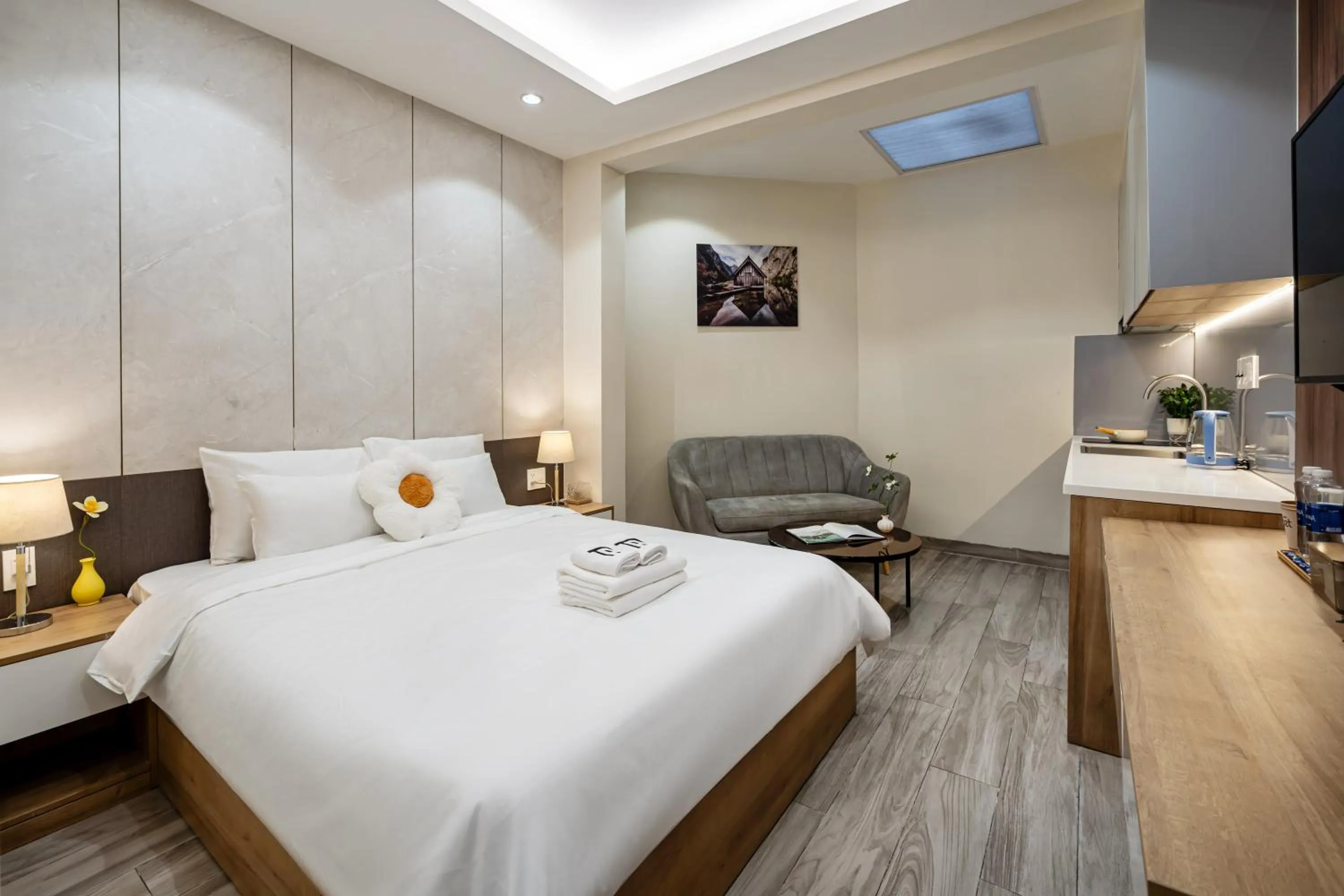 Double Room in The Royal Healing - Phu My Hung