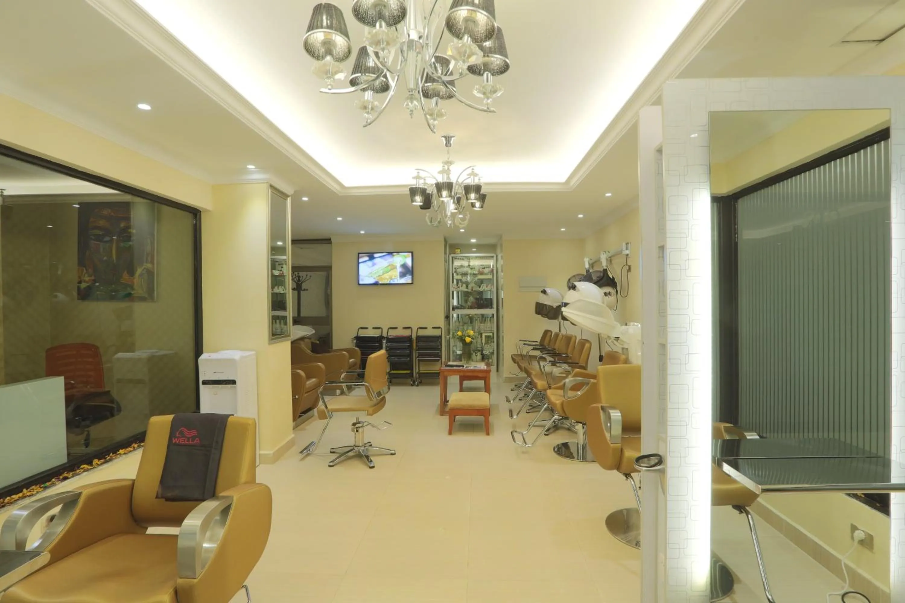 Spa and wellness centre/facilities in Getfam Hotel