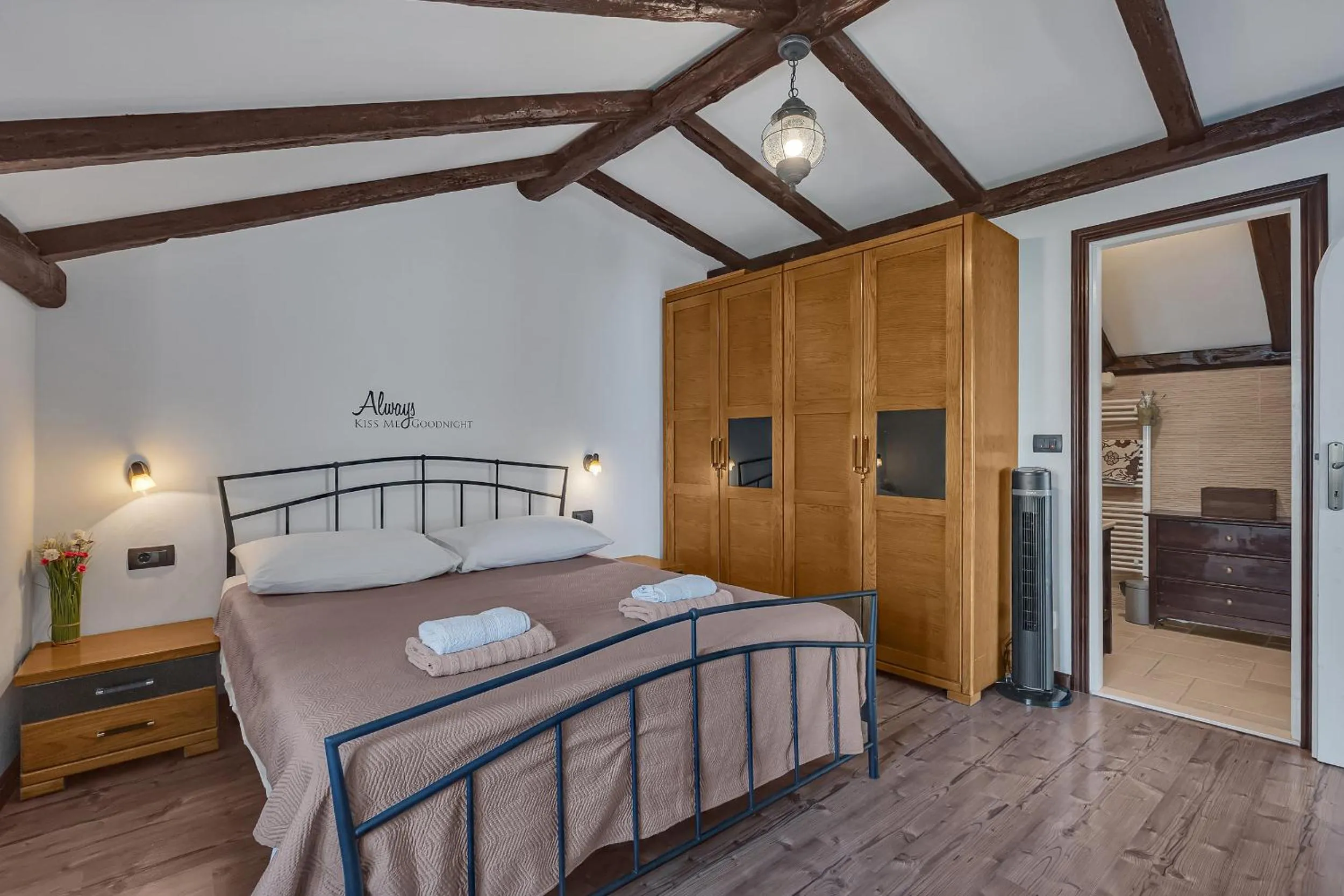 Bed in Villa Luma - Makarska Exklusiv