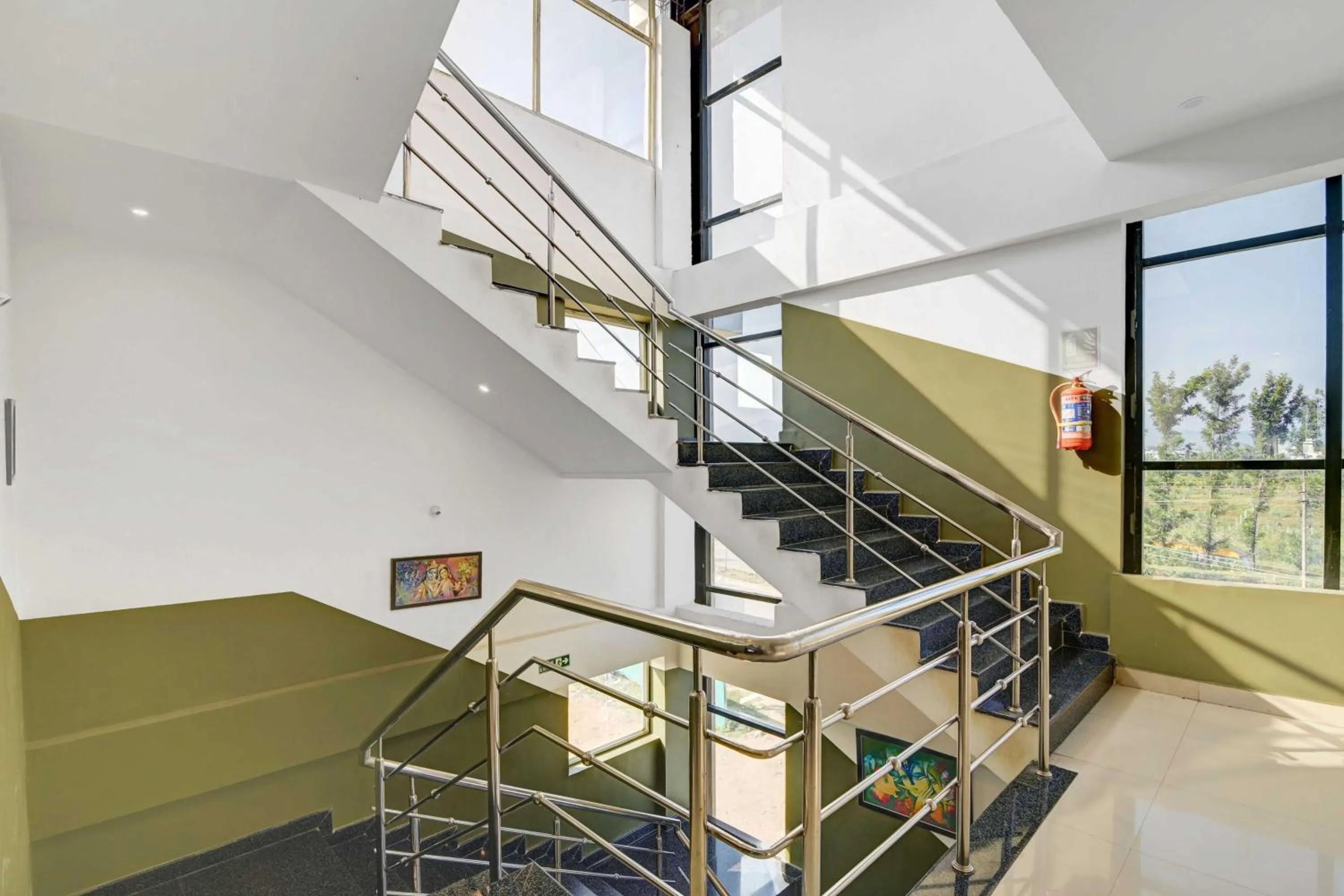 Lobby or reception in Hotel O Chikmangaluru Near Railway Station