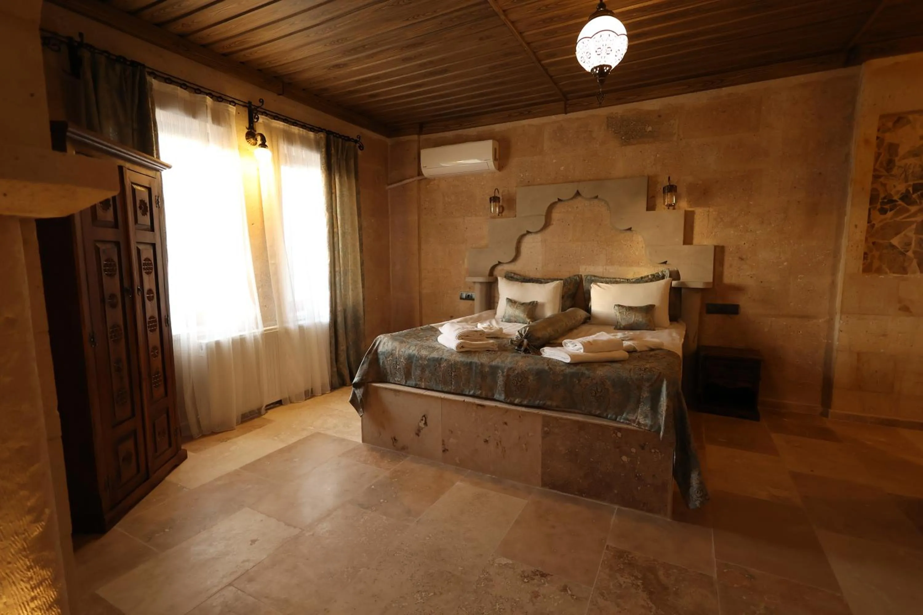 Bed in Cappadocia View Suit