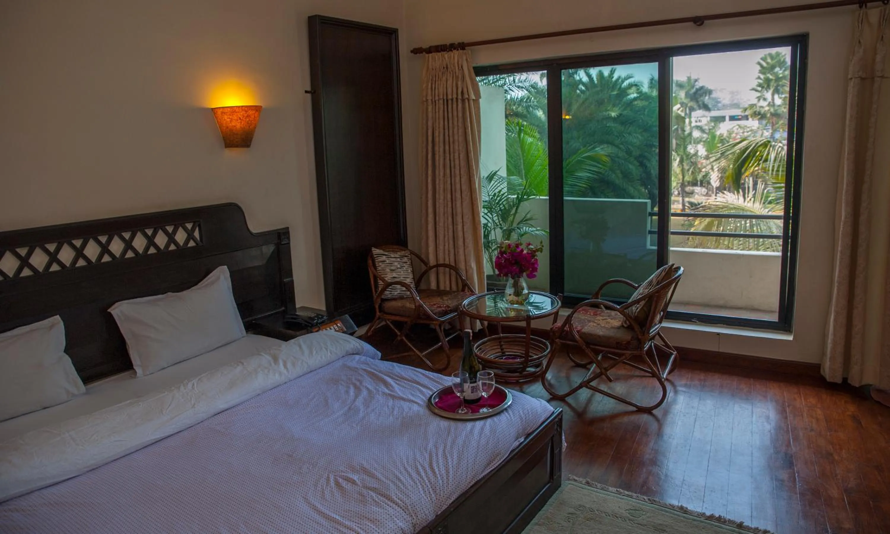 Bed in Siddhartha Hotel Narayangarh