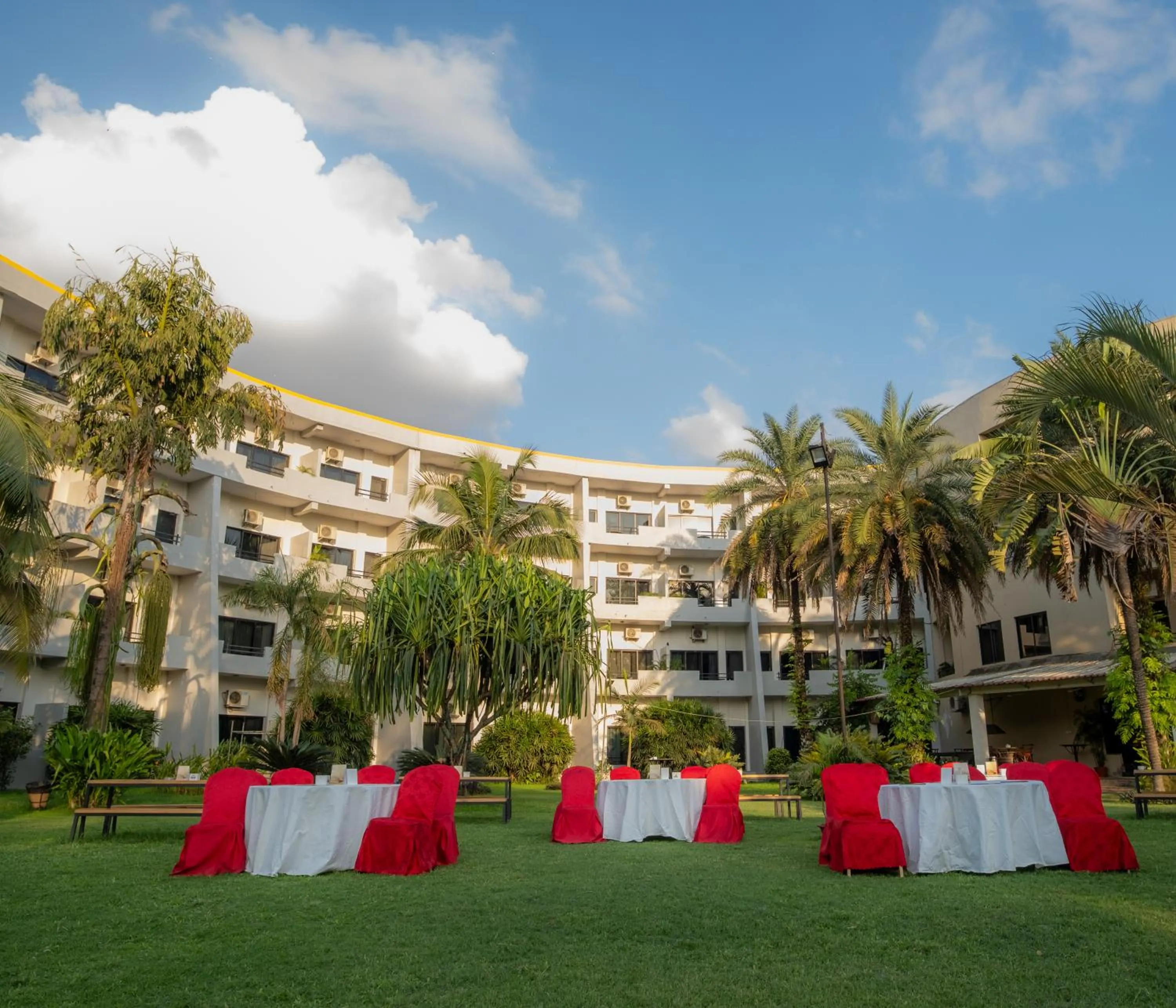 Garden view in Siddhartha Hotel Narayangarh
