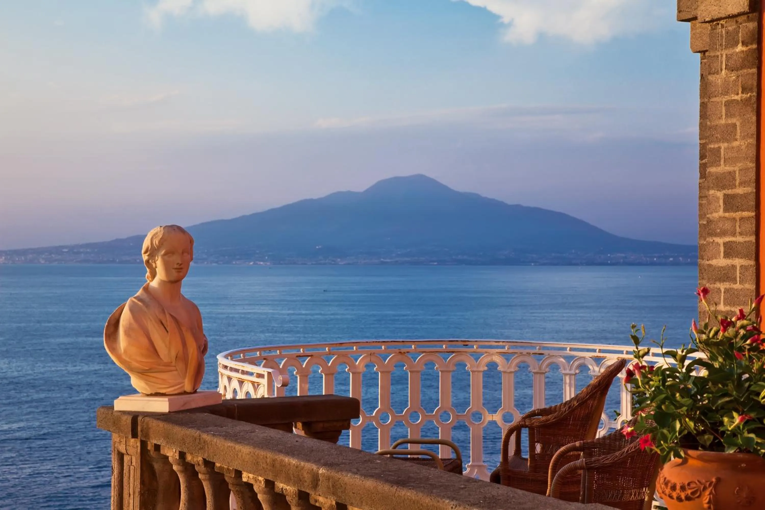 Summer in Grand Hotel Excelsior Vittoria