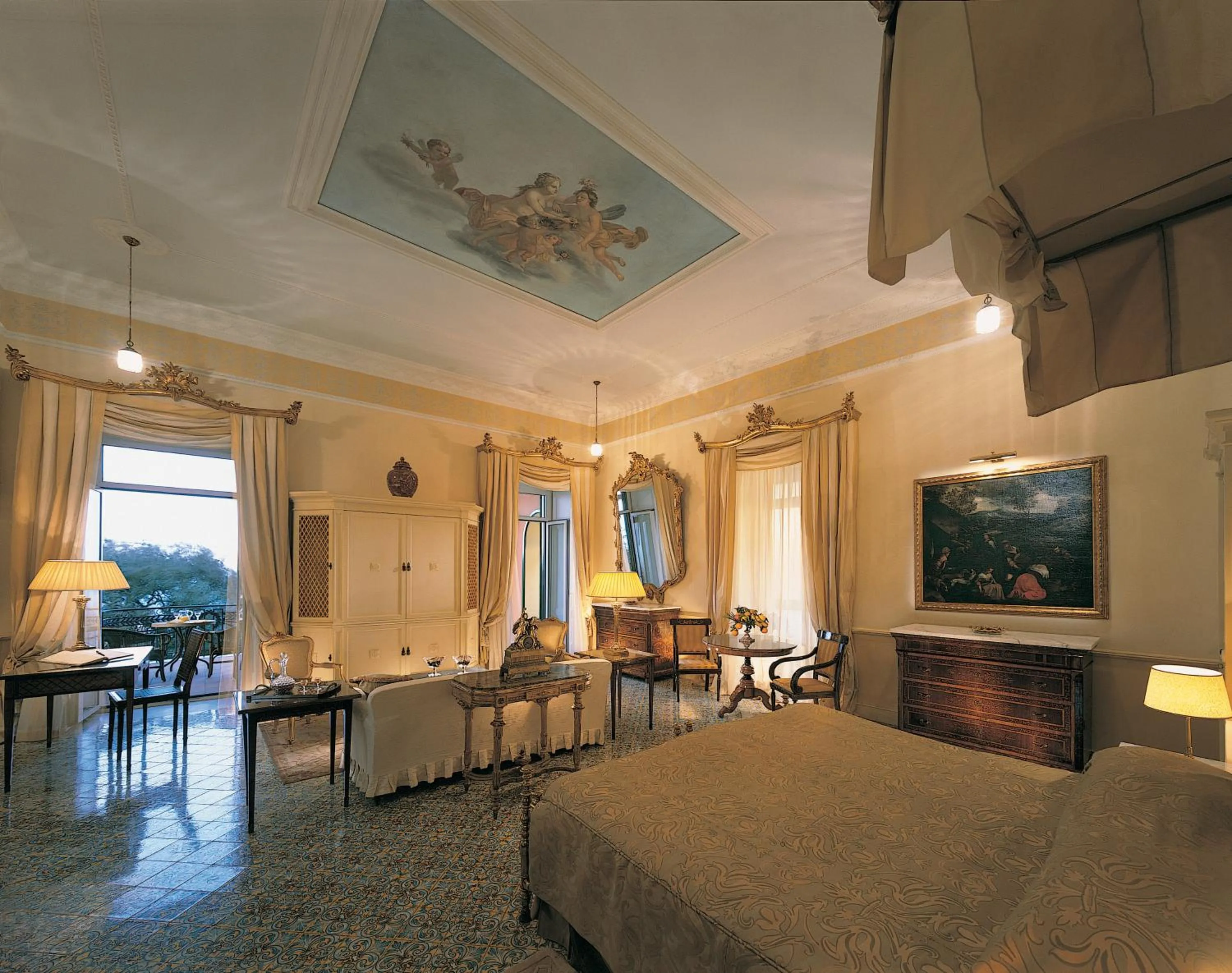 Photo of the whole room in Grand Hotel Excelsior Vittoria