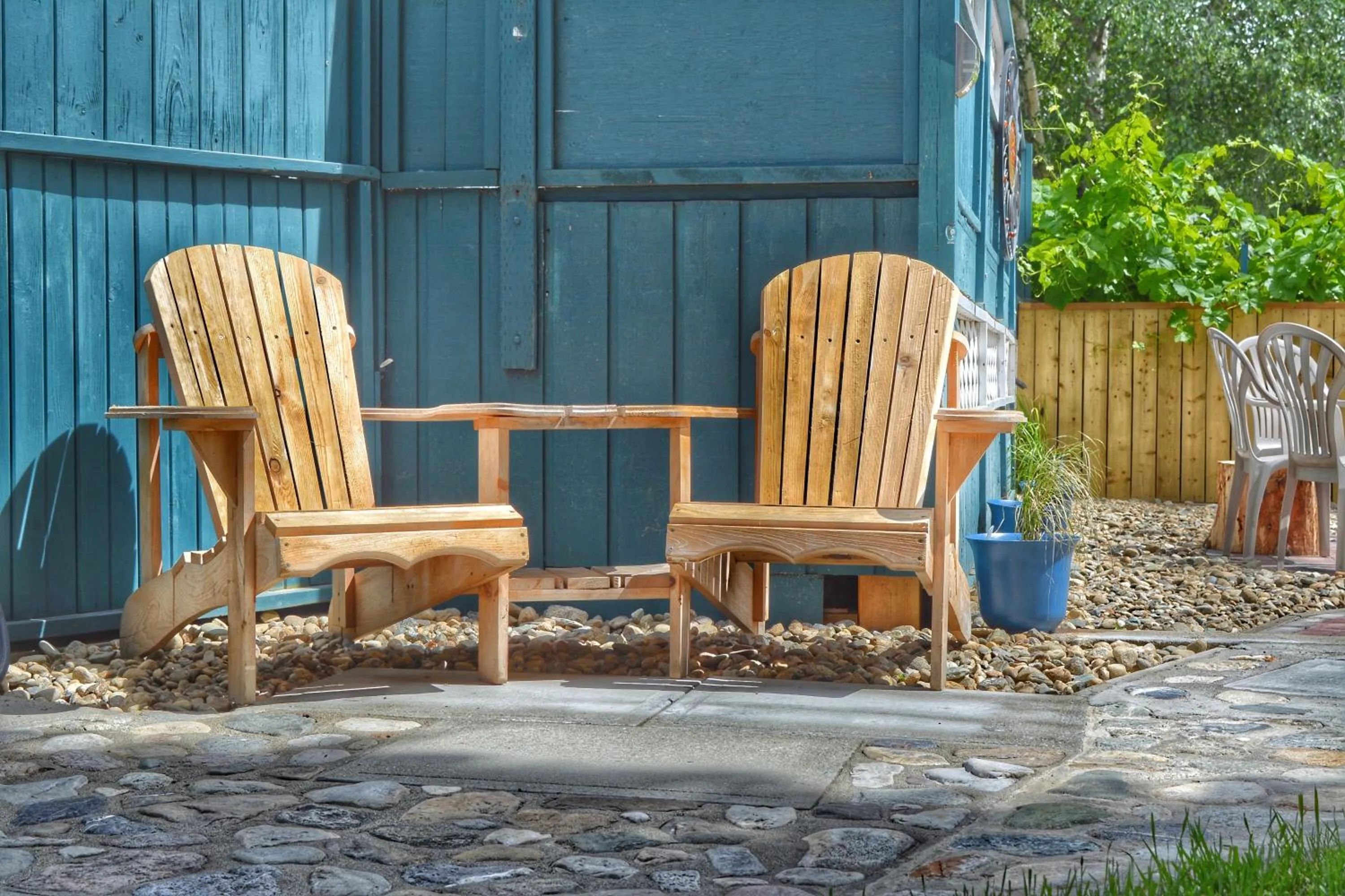 Property building in Sunny Shuswap B&B