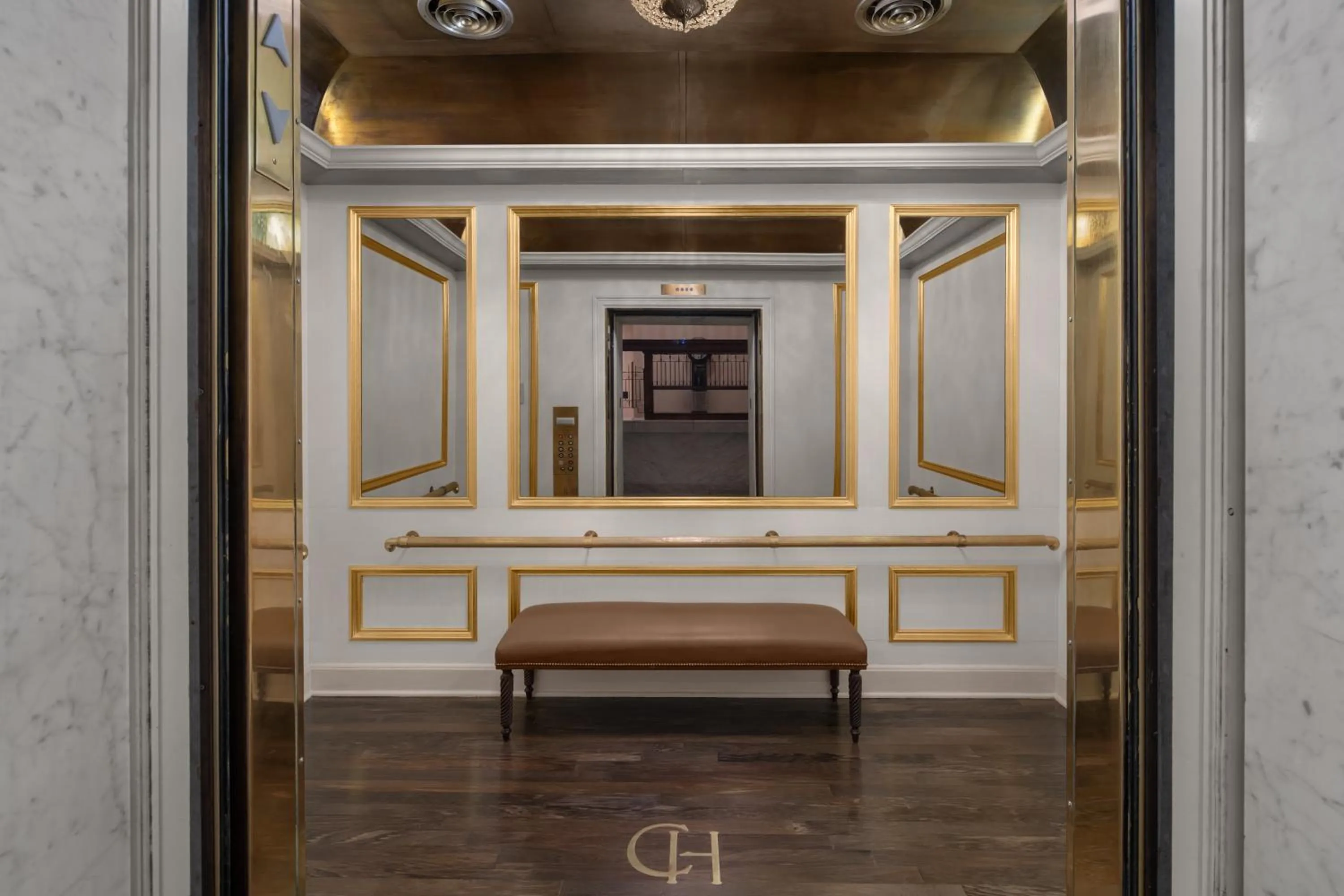 elevator in Capital Hotel