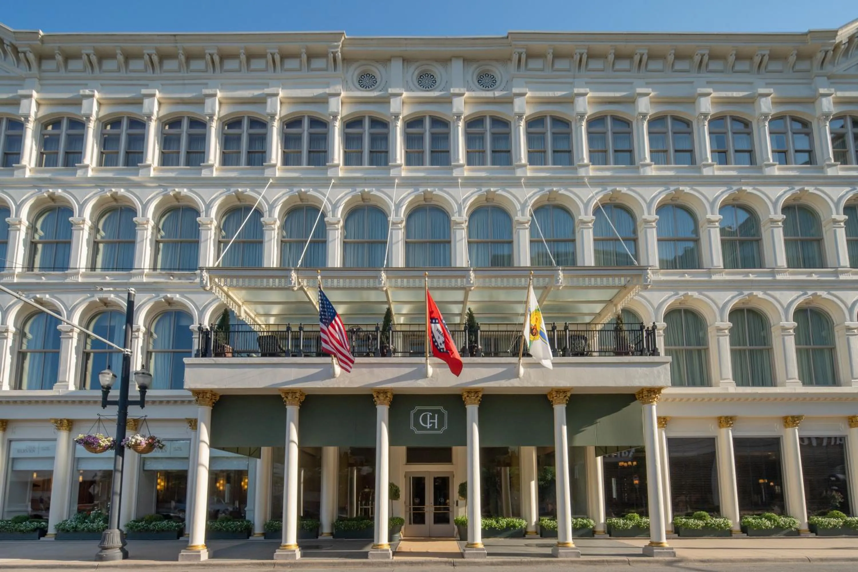 Facade/entrance in Capital Hotel