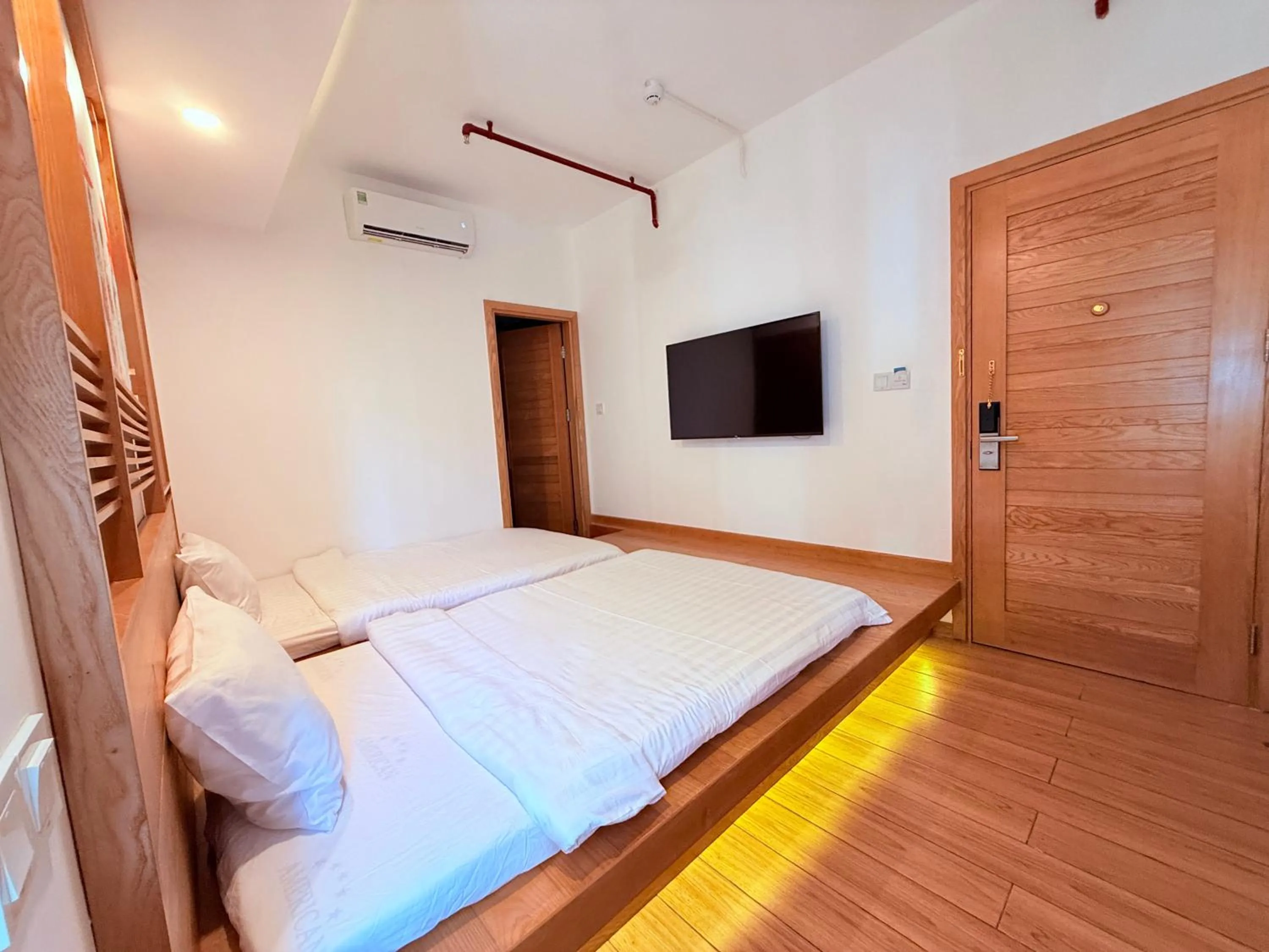 Communal lounge/ TV room in Fuji Boutique Hotel Nha Trang