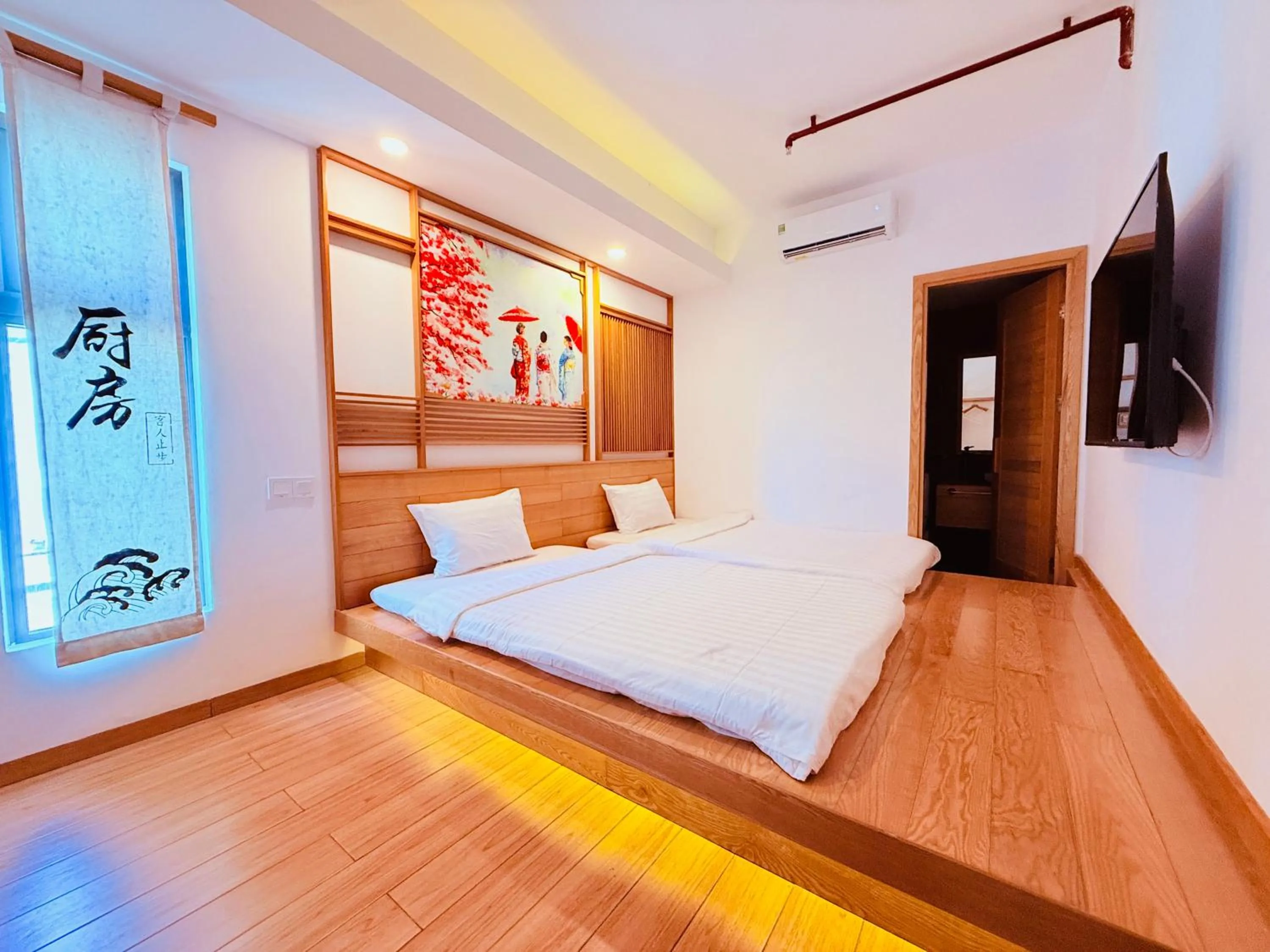 Communal lounge/ TV room in Fuji Boutique Hotel Nha Trang