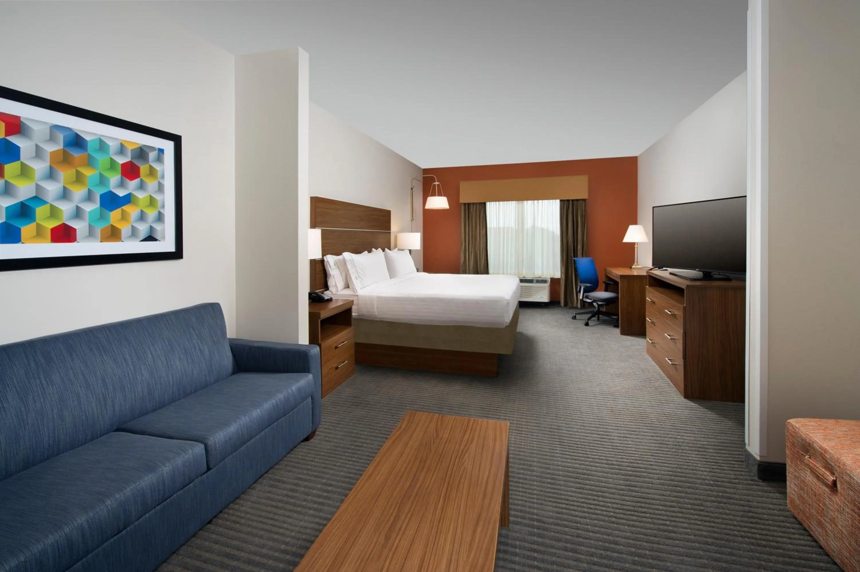 Photo of the whole room, Bed in Holiday Inn Express & Suites Bay City by IHG