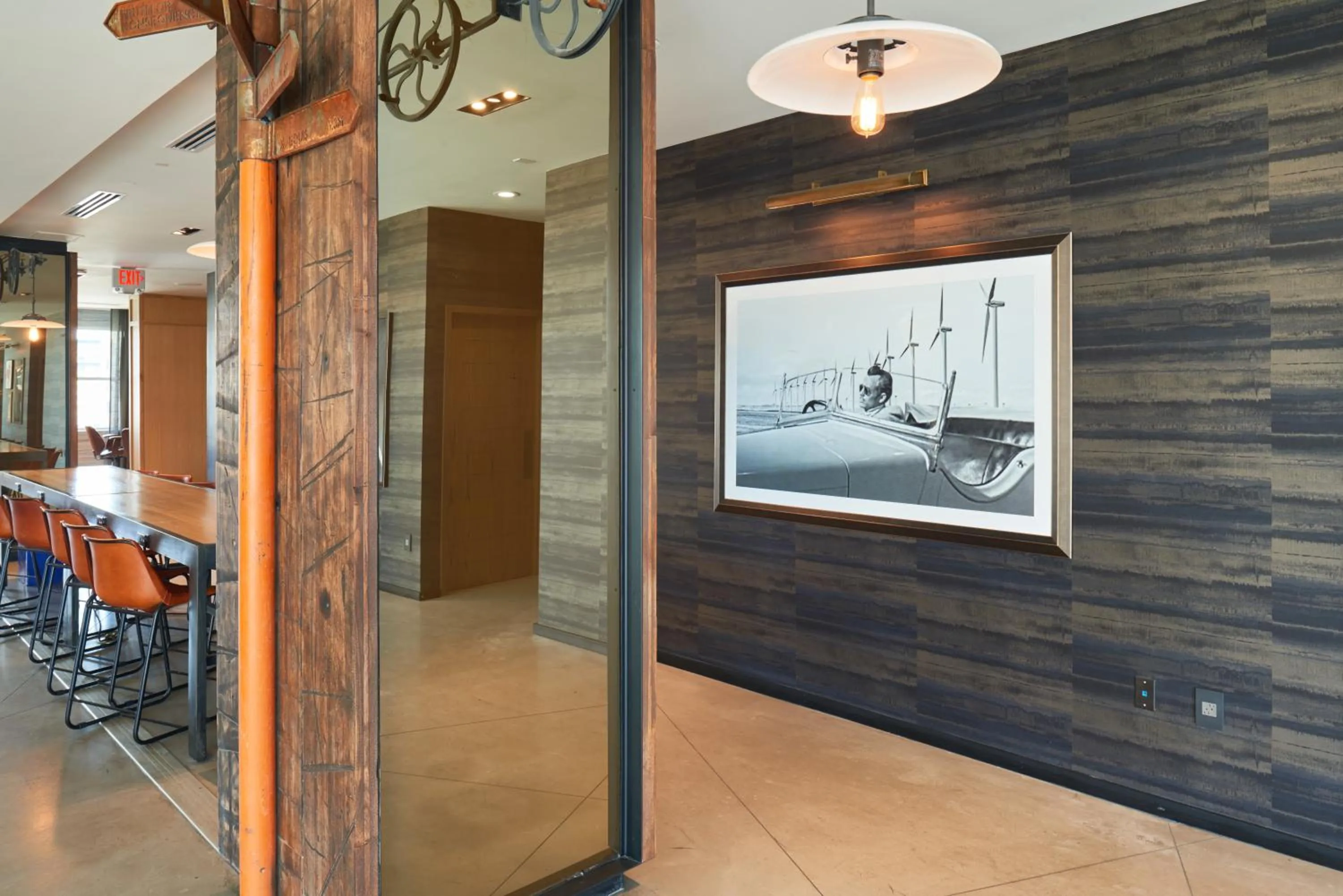 Lounge or bar in Hotel Indigo El Paso Downtown by IHG