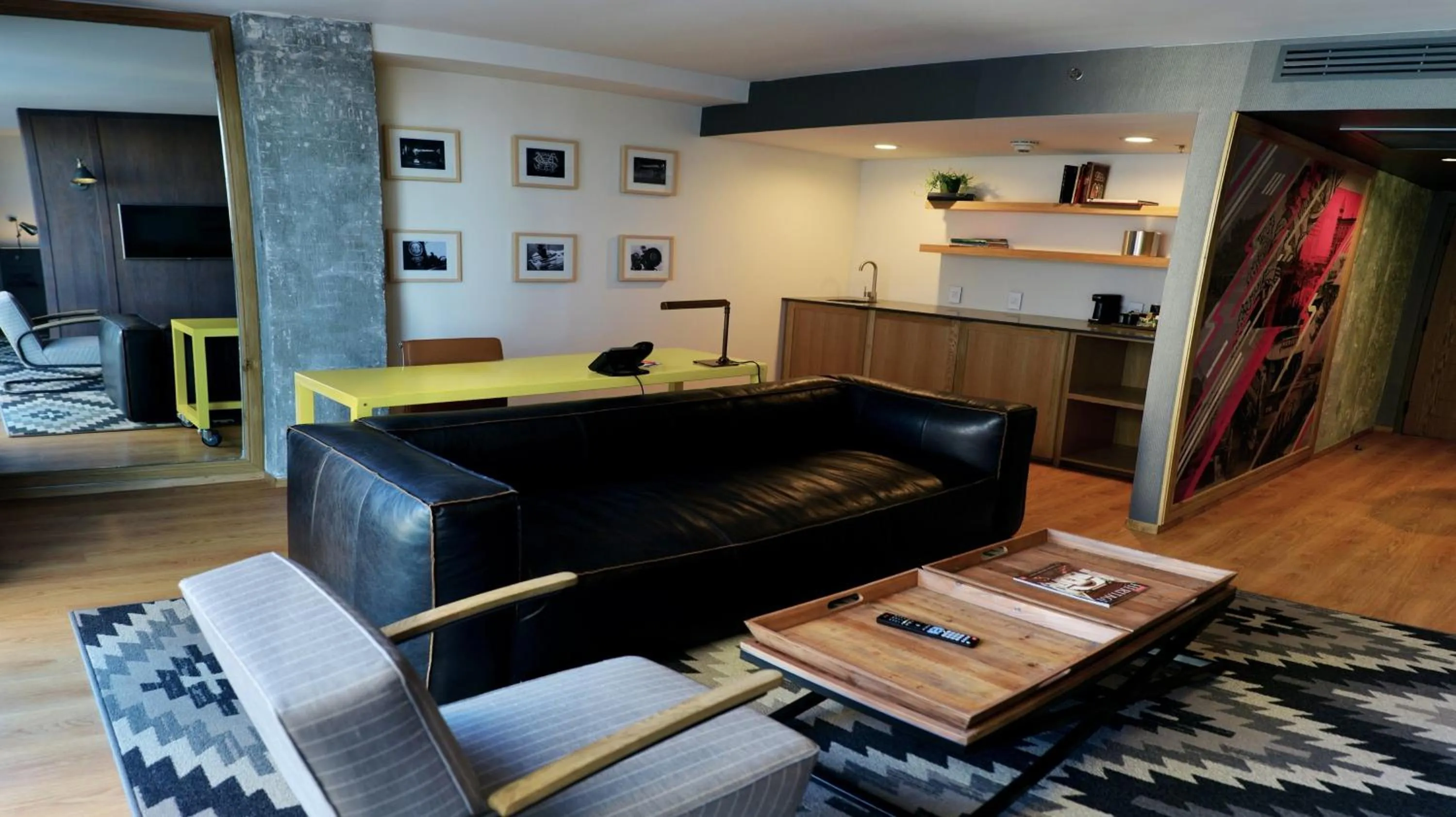 Photo of the whole room in Hotel Indigo El Paso Downtown by IHG