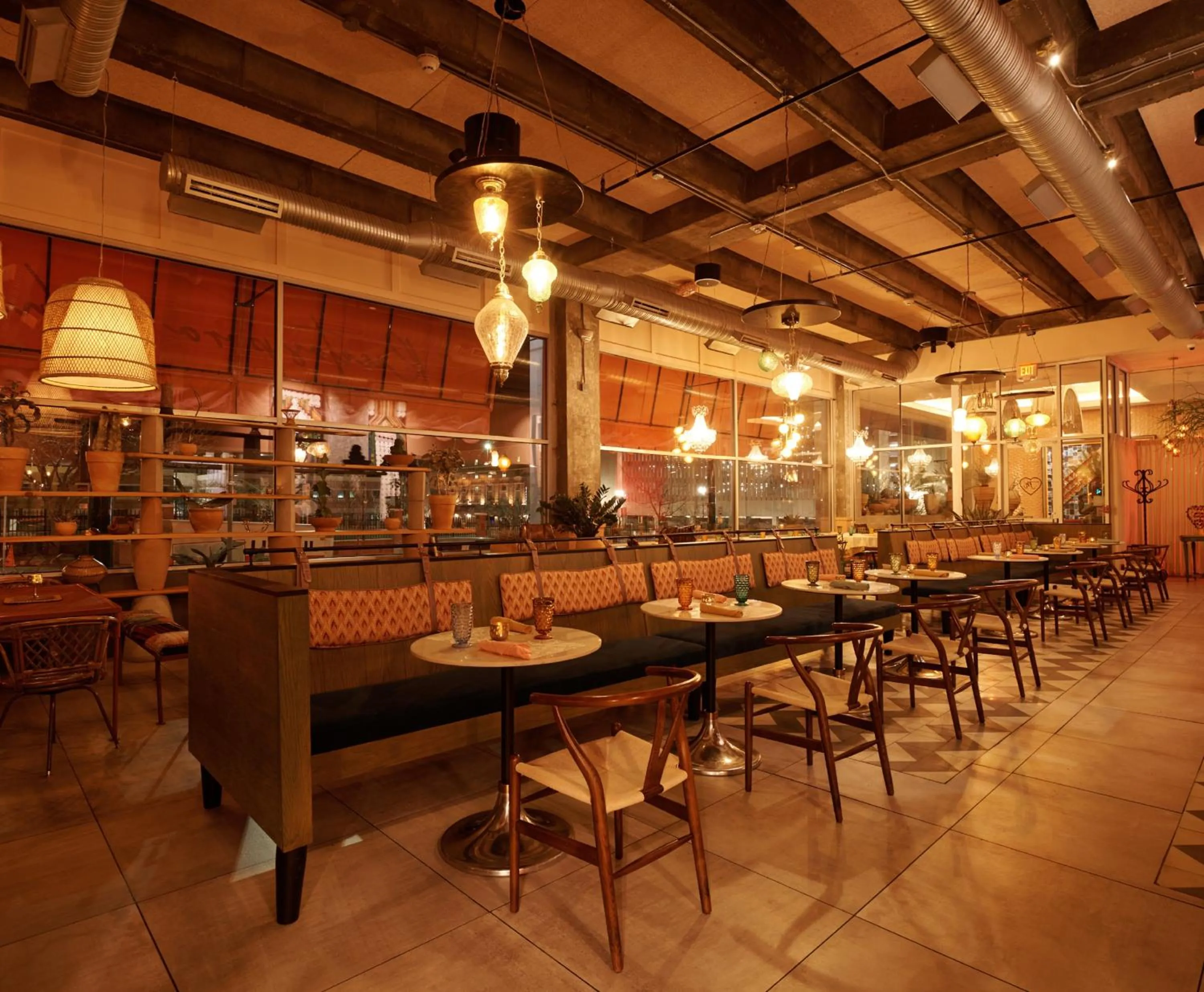 Restaurant/places to eat in Hotel Indigo El Paso Downtown by IHG