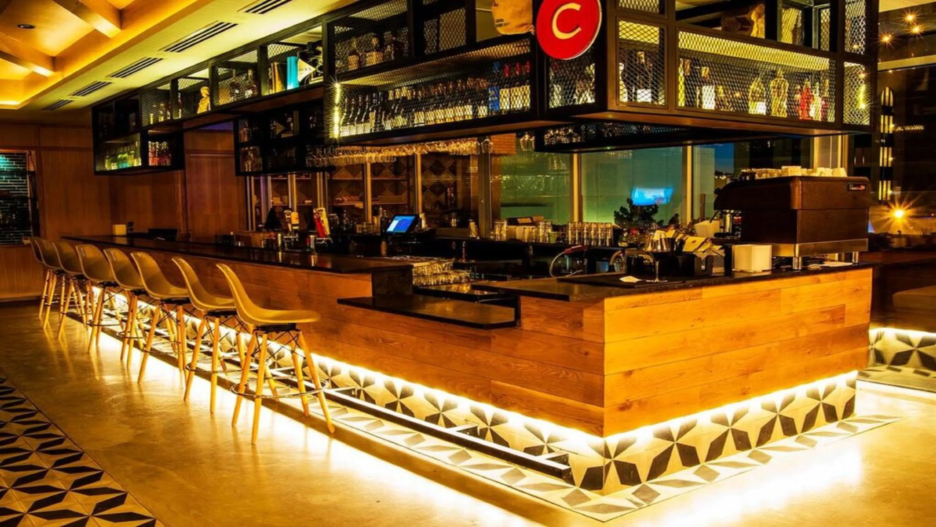 Lounge or bar in Hotel Indigo El Paso Downtown by IHG