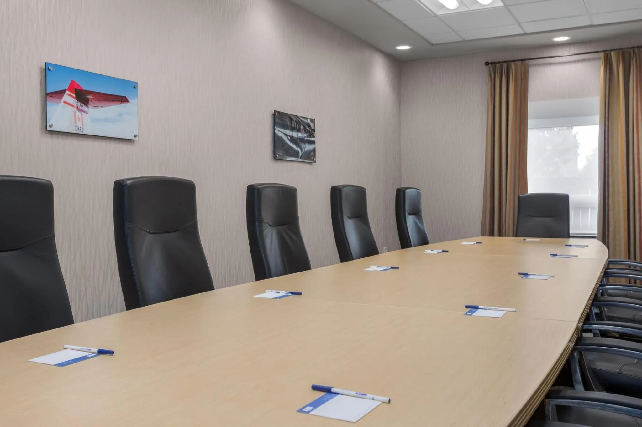 Meeting/conference room in Holiday Inn Express & Suites Cold Lake by IHG