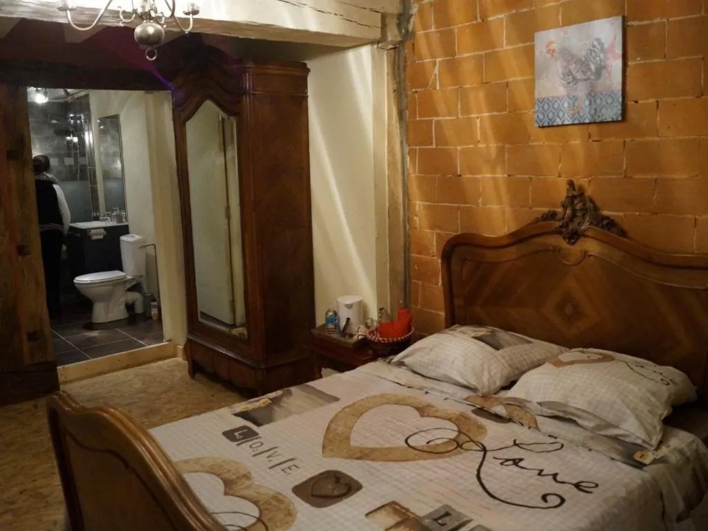 Bedroom, Bed in A La Poularde B&B