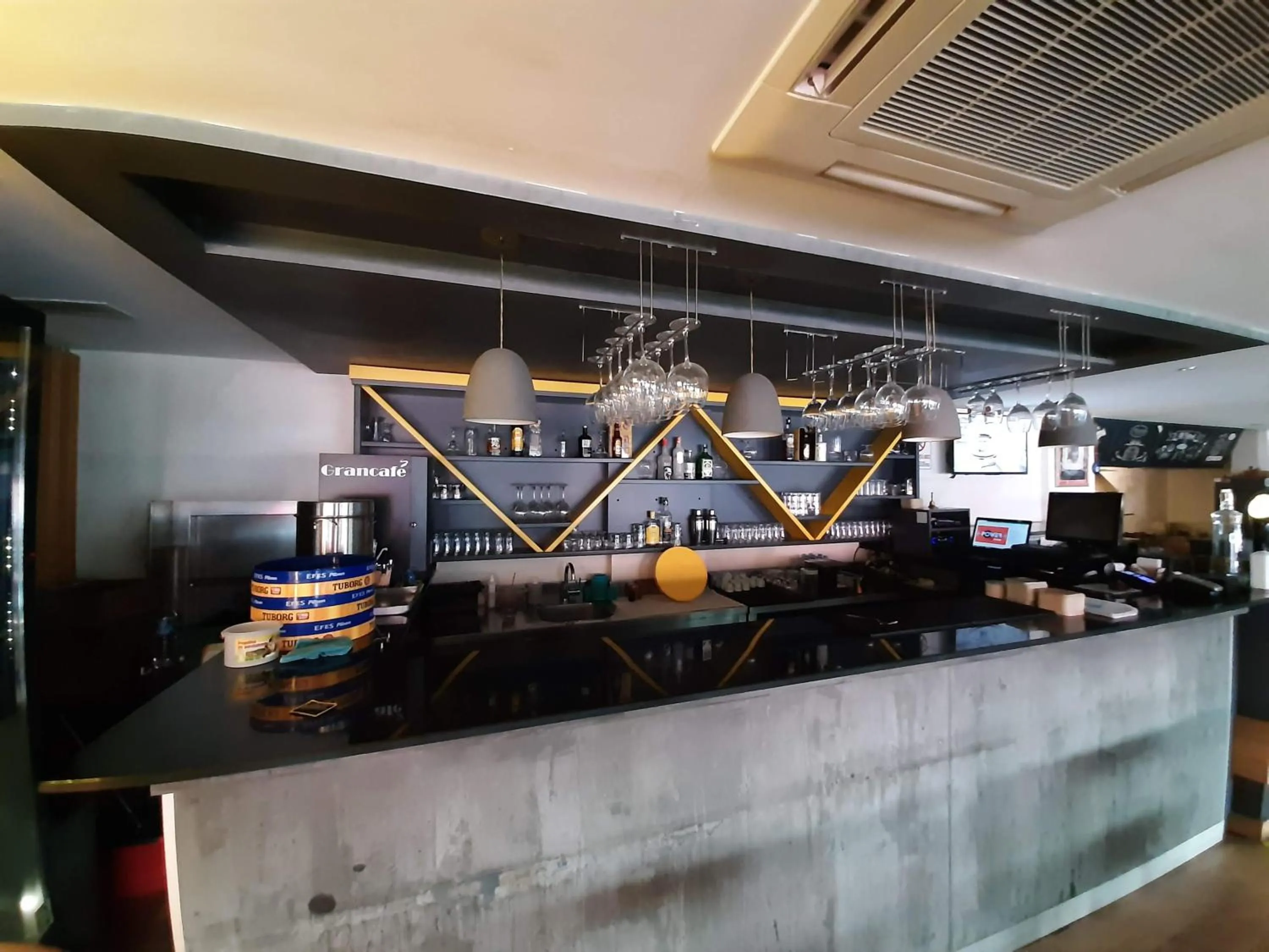 Drinks in Sapko Airport Hotel