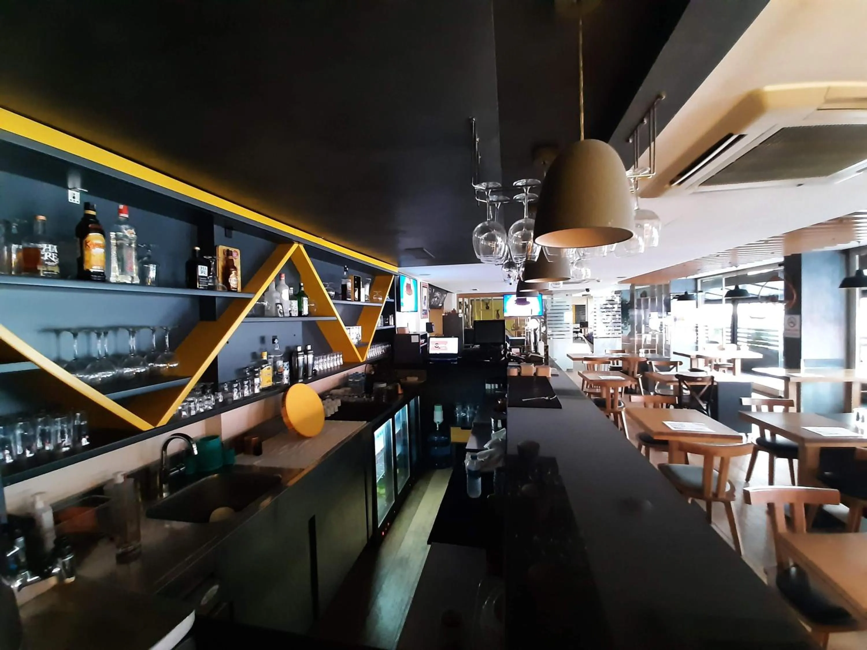 Drinks in Sapko Airport Hotel