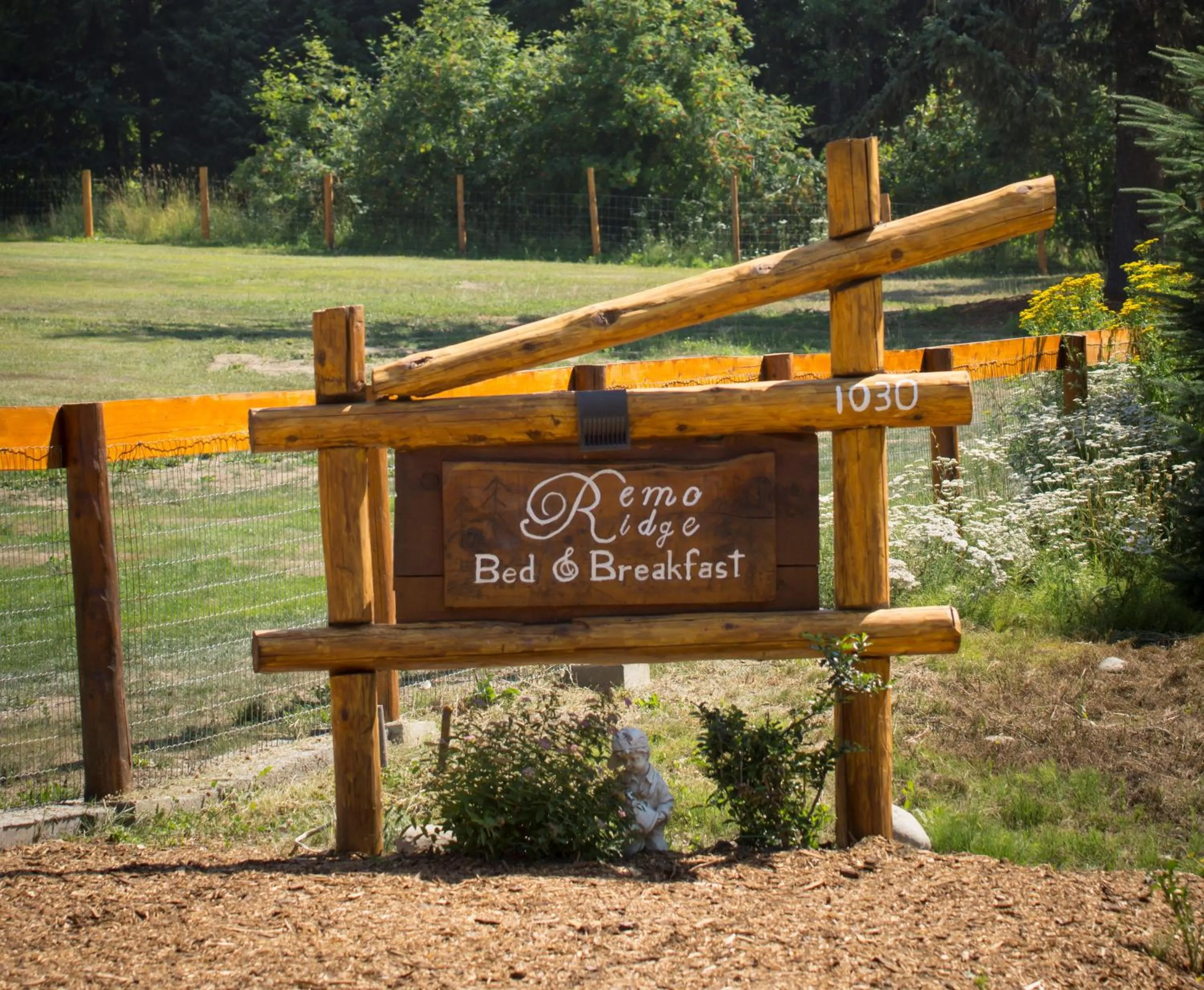 Property logo or sign in Remo Ridge Bed N Breakfast