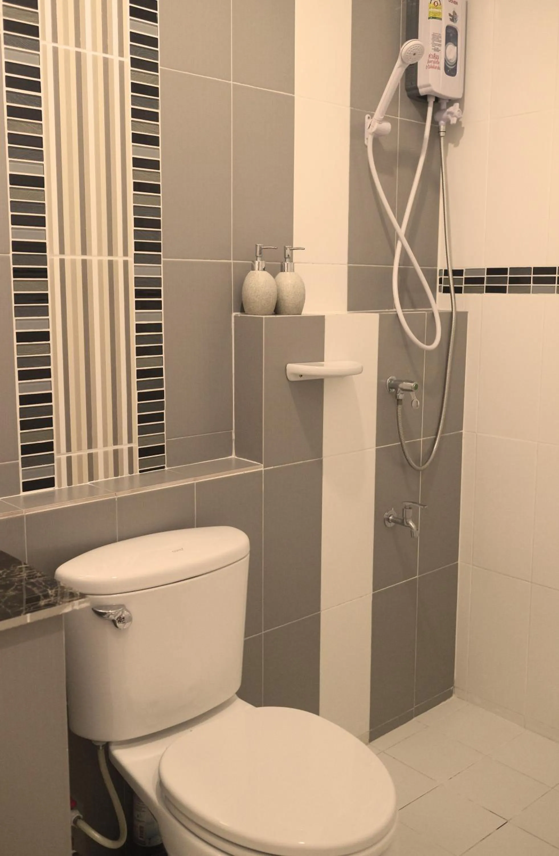 Bathroom in The London Tearoom