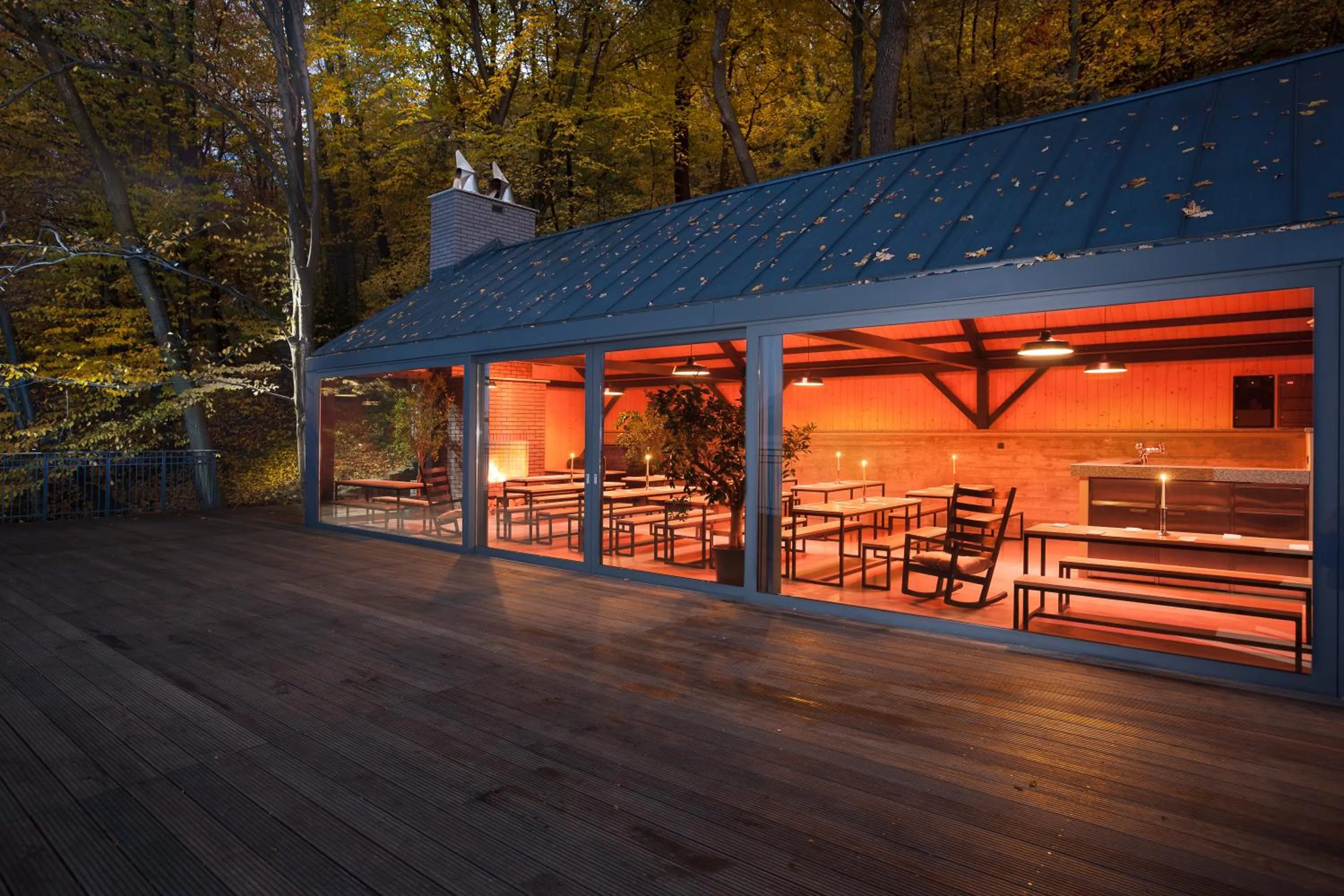 BBQ facilities in Heron Live Hotel Marina & SPA