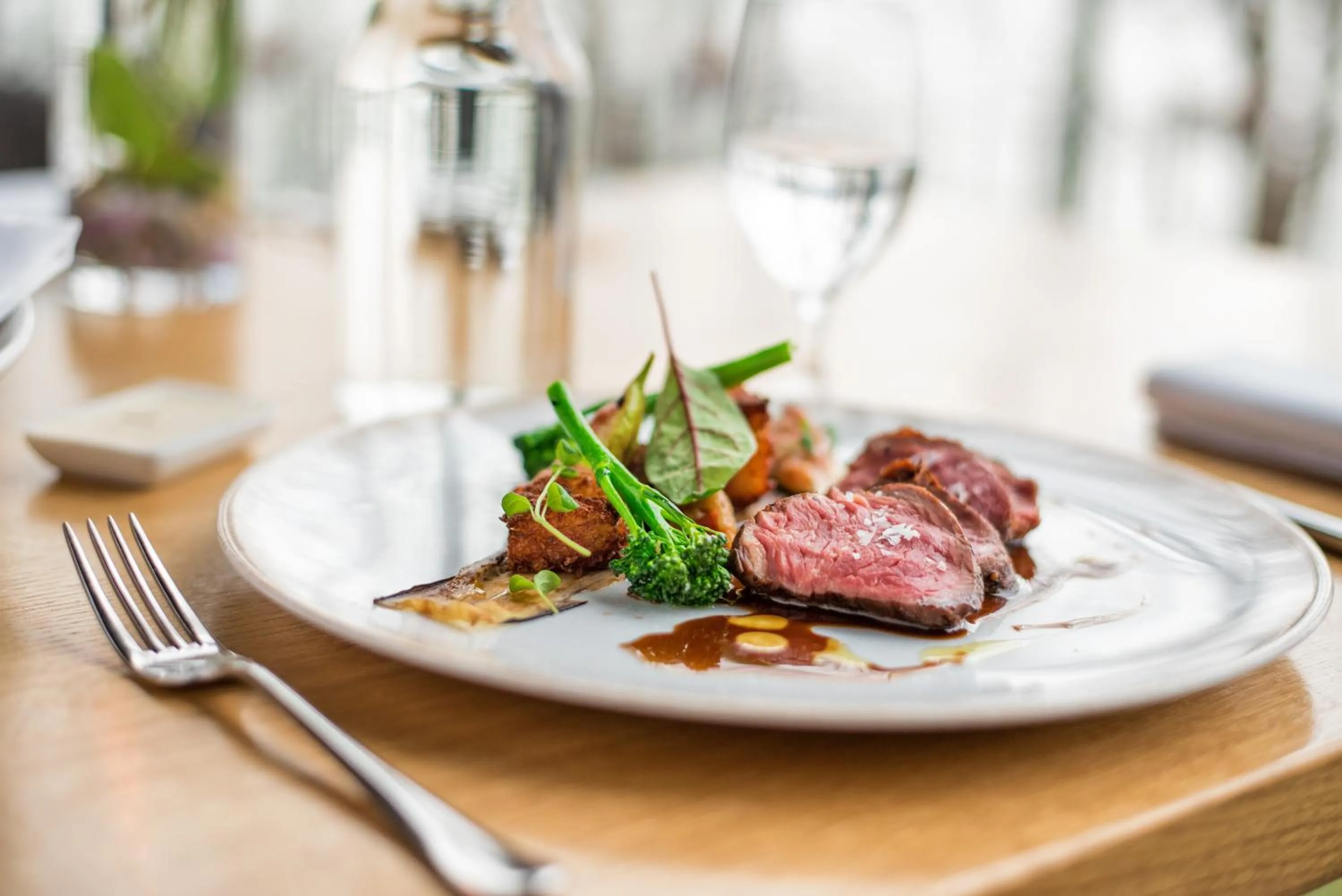 Restaurant/places to eat in Heron Live Hotel Marina & SPA