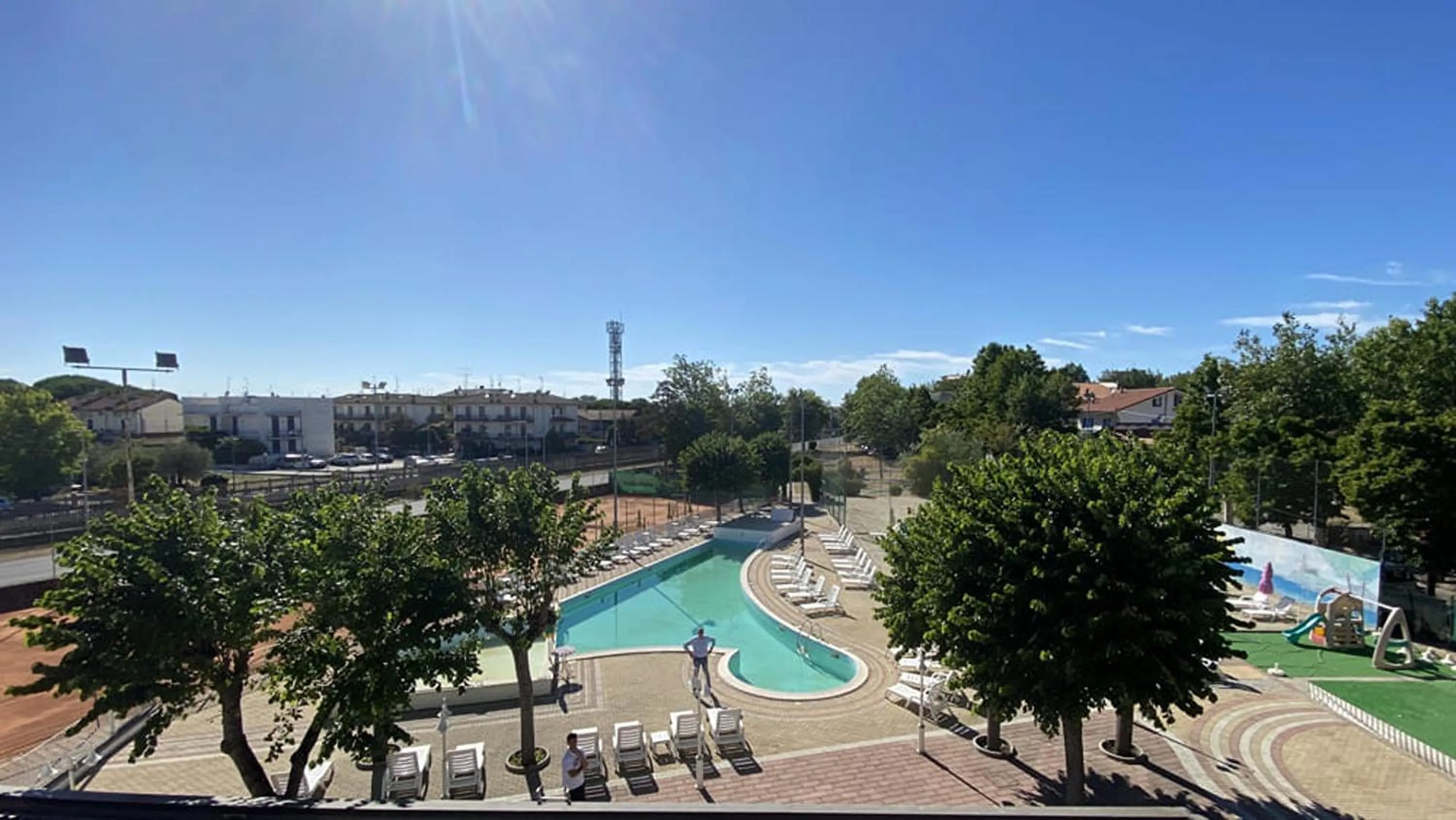 Swimming pool in Hotel Savoia