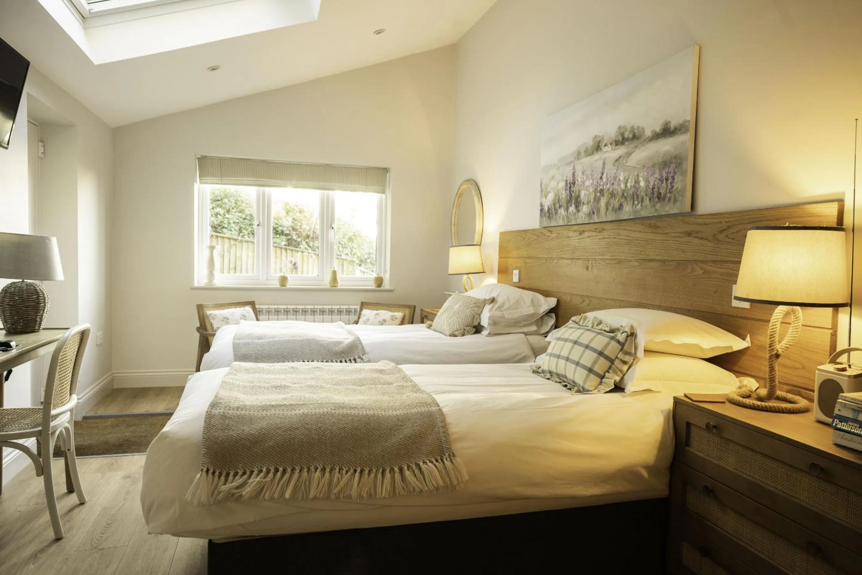 Bathroom, Bed in Winyard's Gap Inn