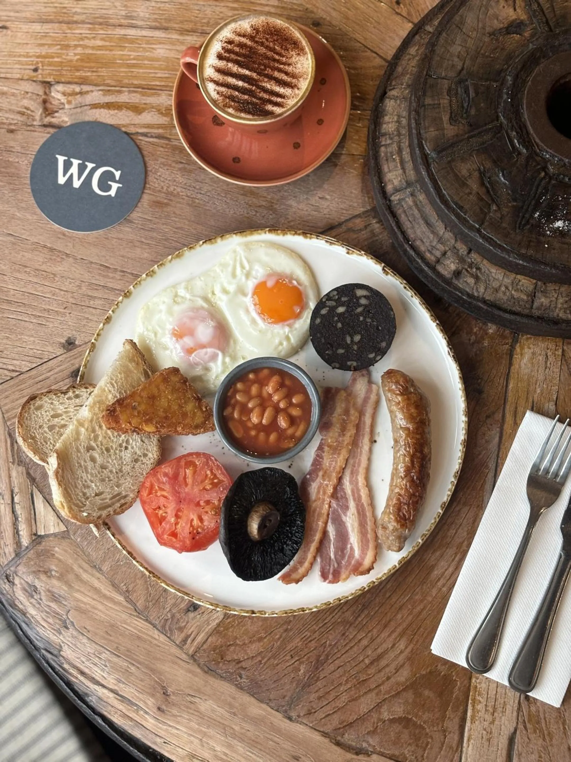 Breakfast in Winyard's Gap Inn