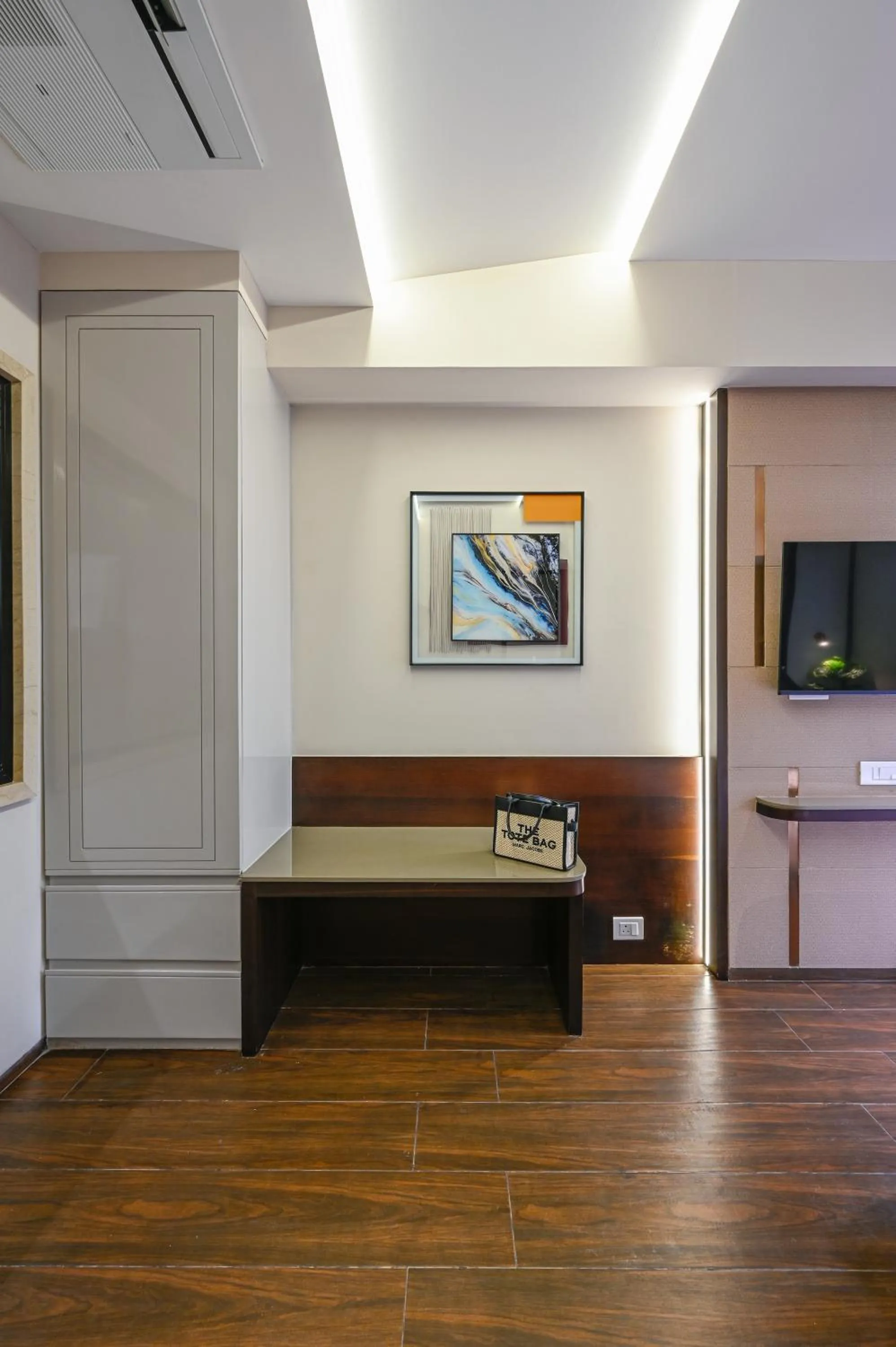 TV and multimedia in Hotel Grand Girdhar Premier