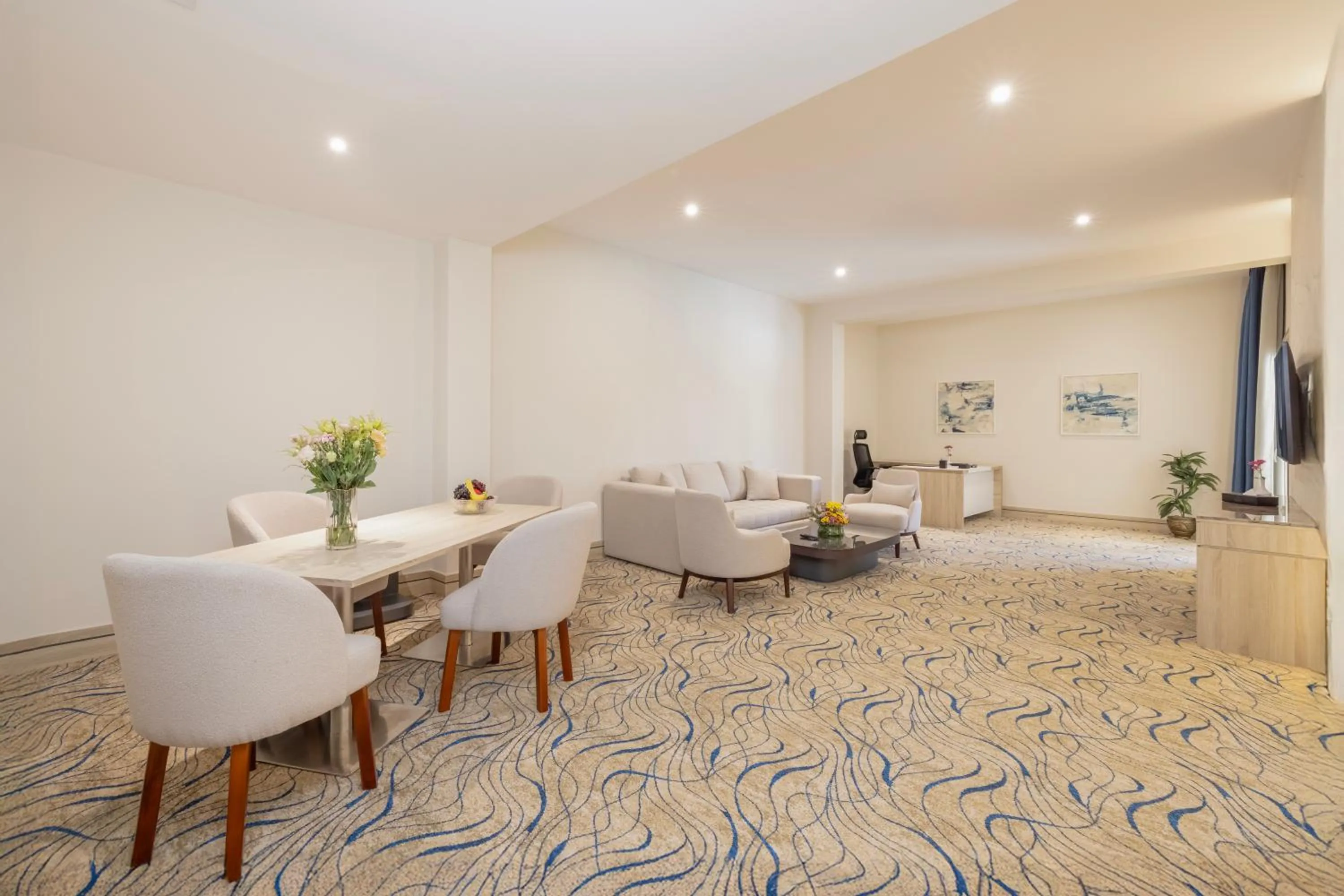 TV and multimedia in Helnan Antoniades Palace Hotel