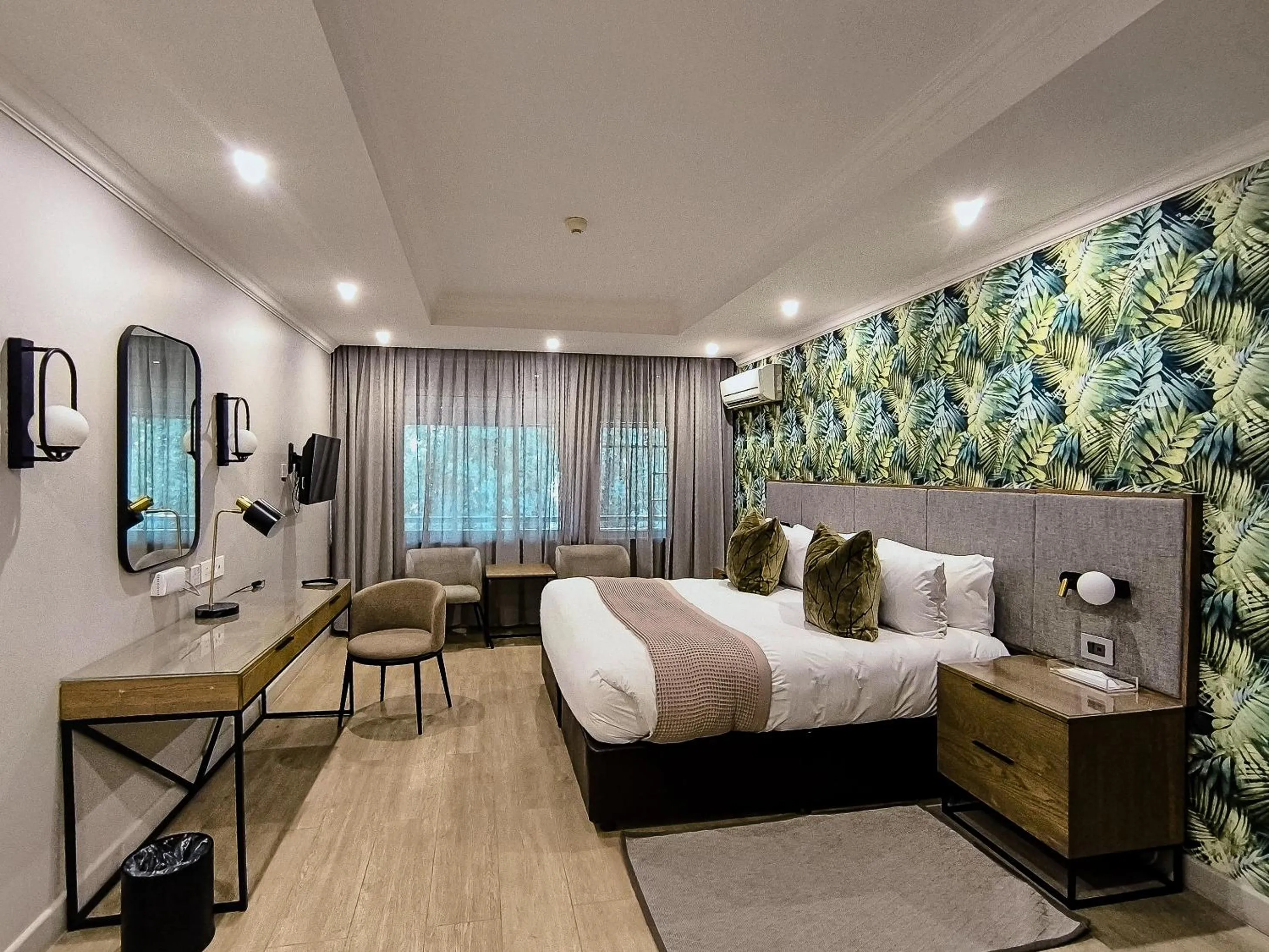 Bed in Cresta Thapama Hotel