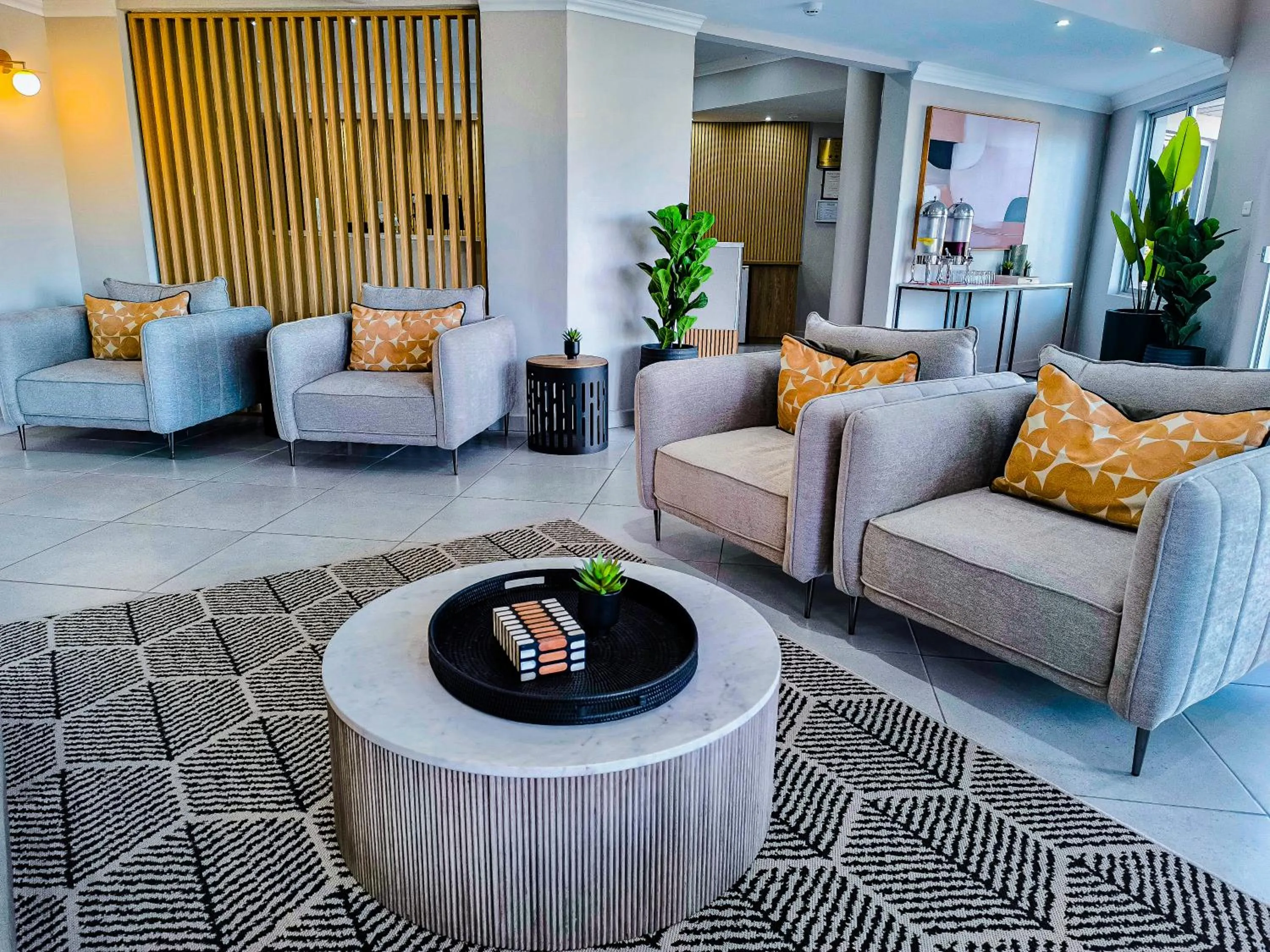 Lobby or reception in Cresta Thapama Hotel