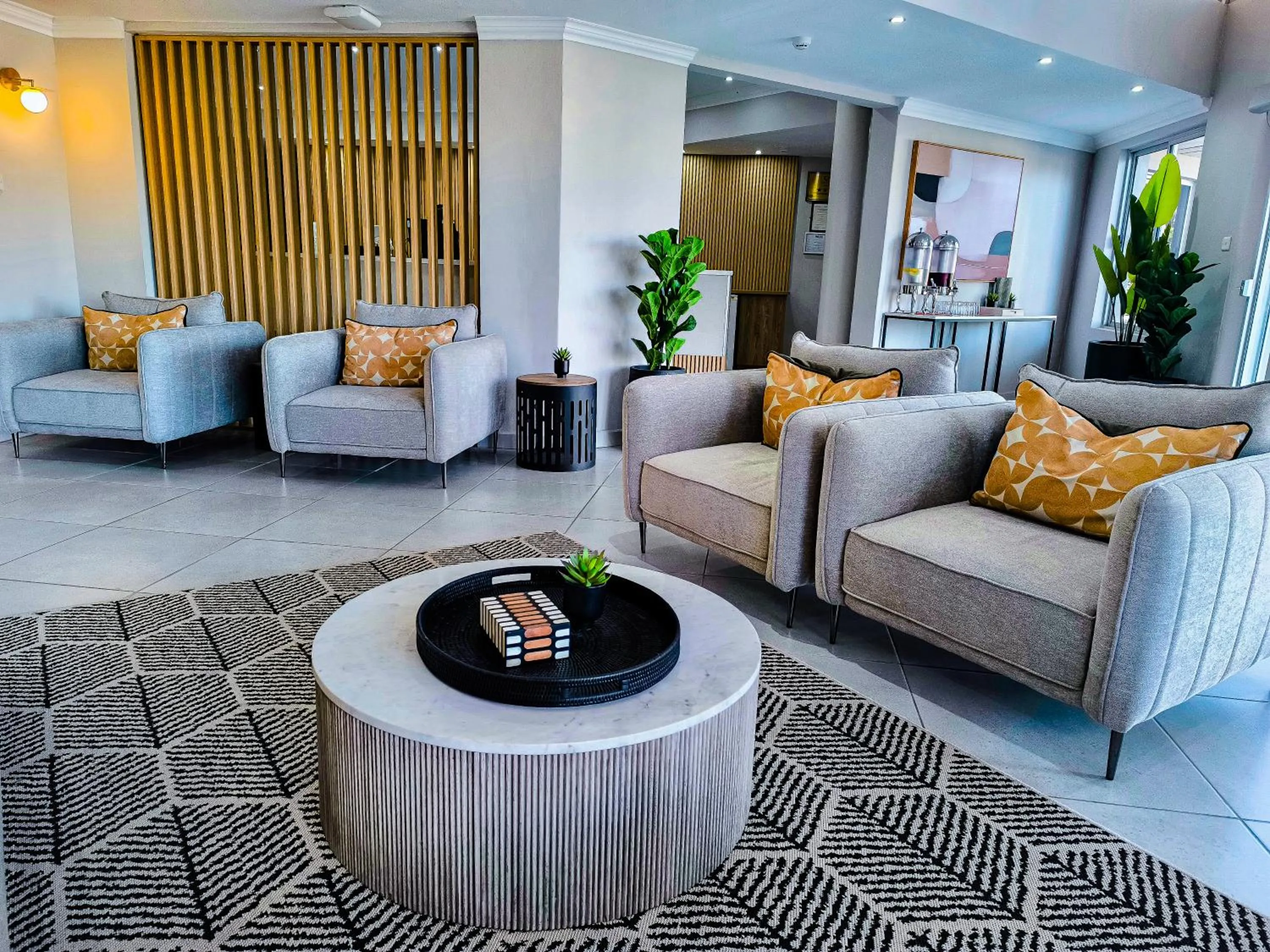 Lobby or reception in Cresta Thapama Hotel