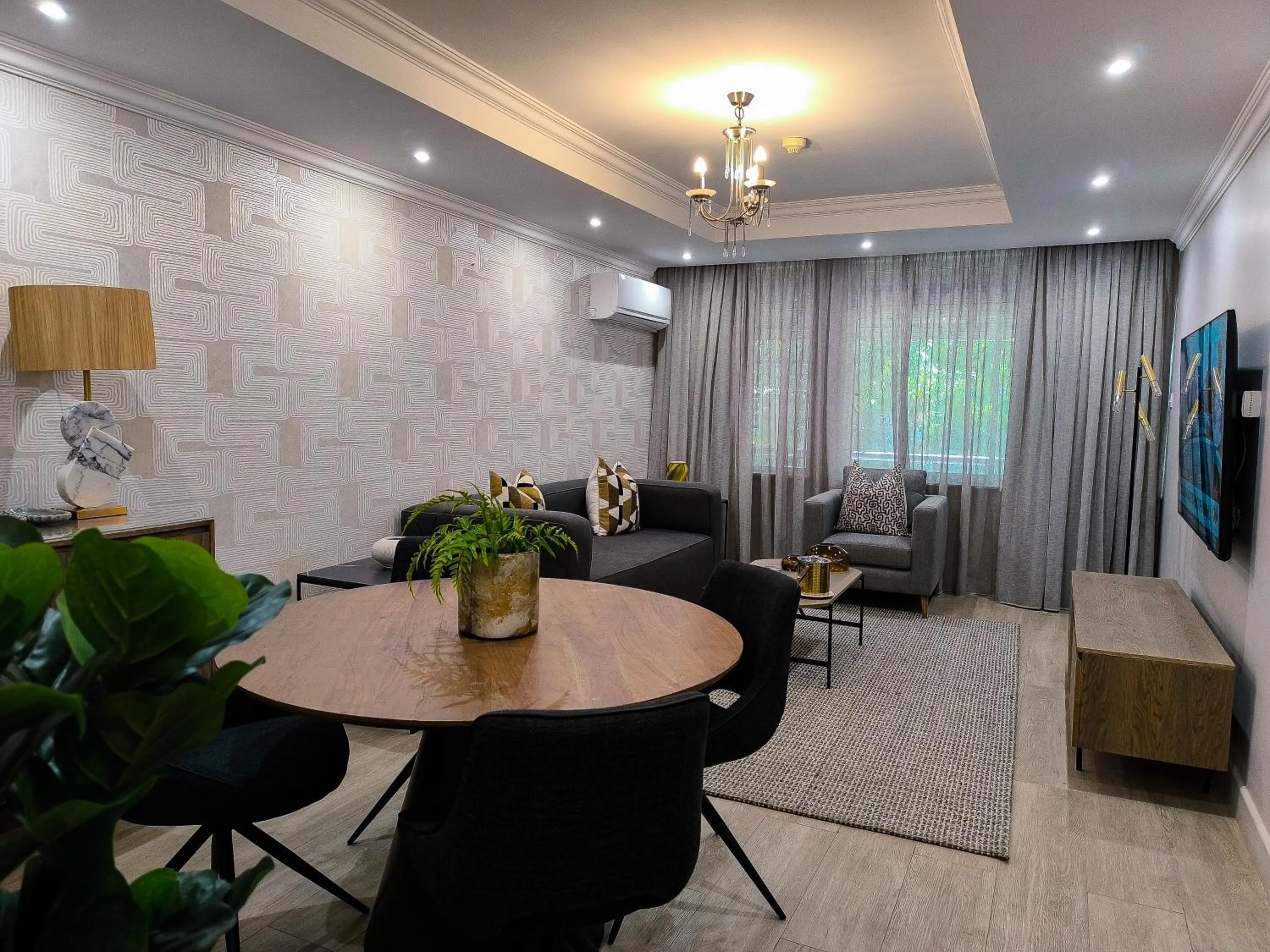 TV and multimedia in Cresta Thapama Hotel