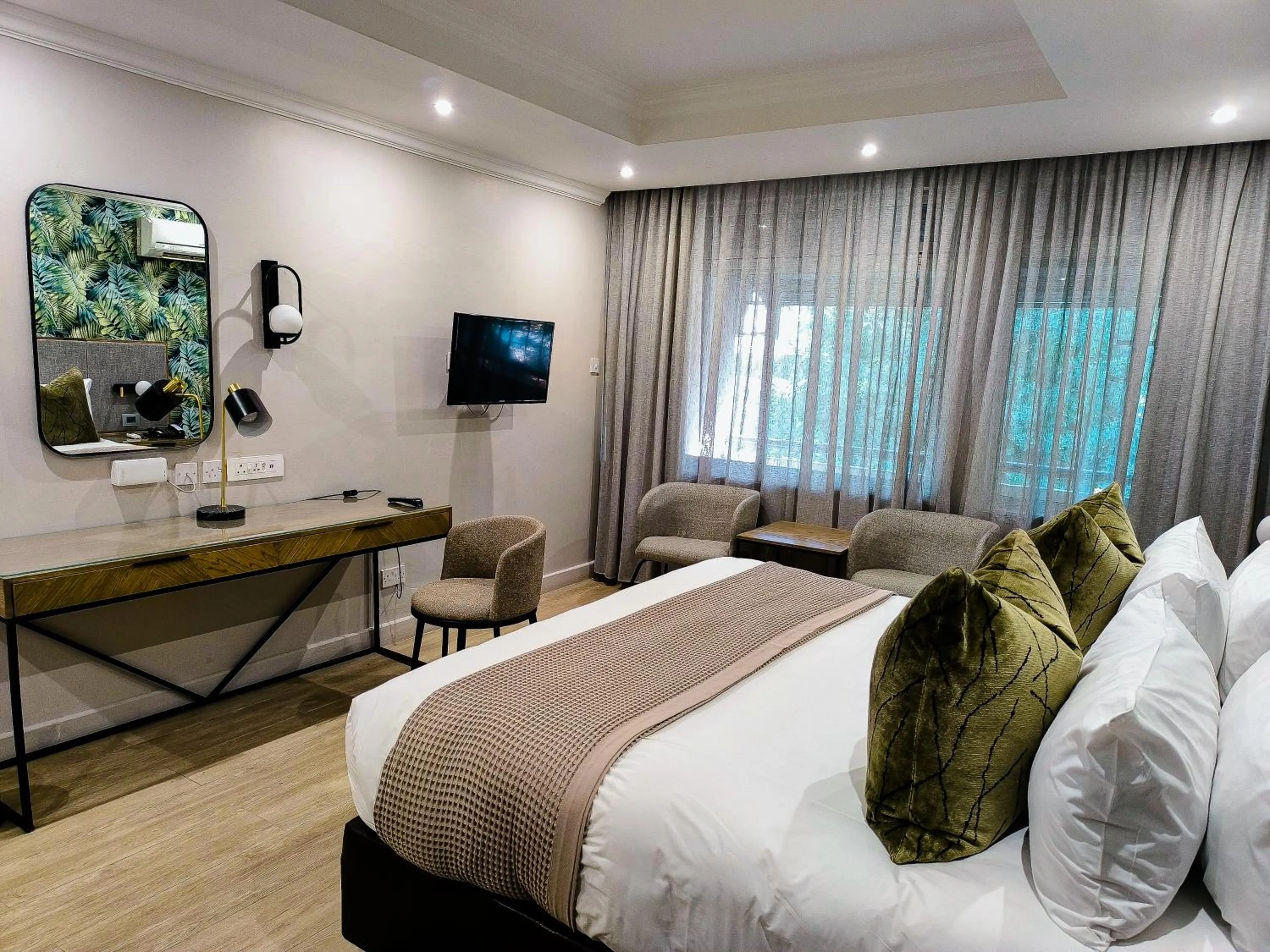 Bed in Cresta Thapama Hotel