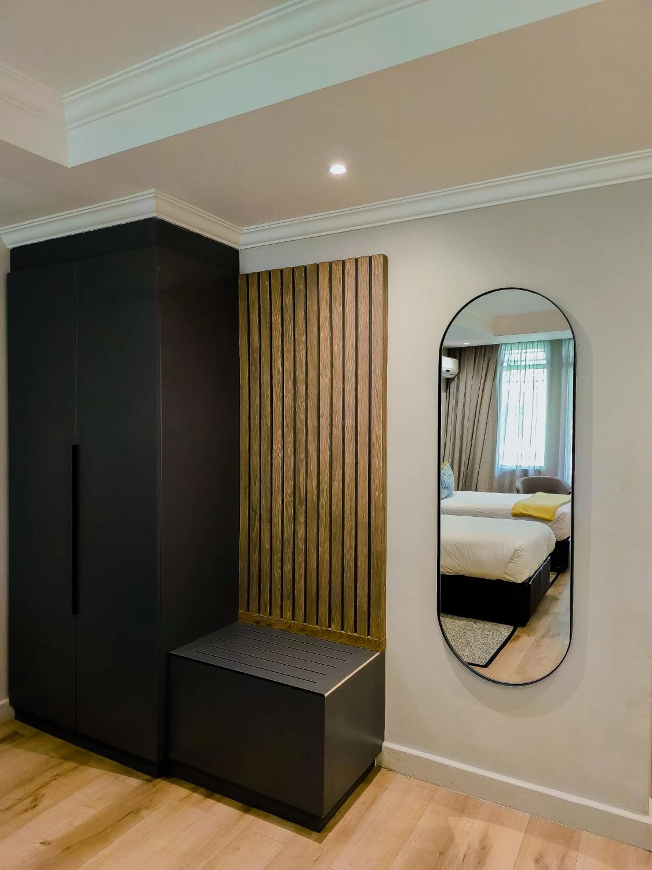 Bedroom, Bed in Cresta Thapama Hotel