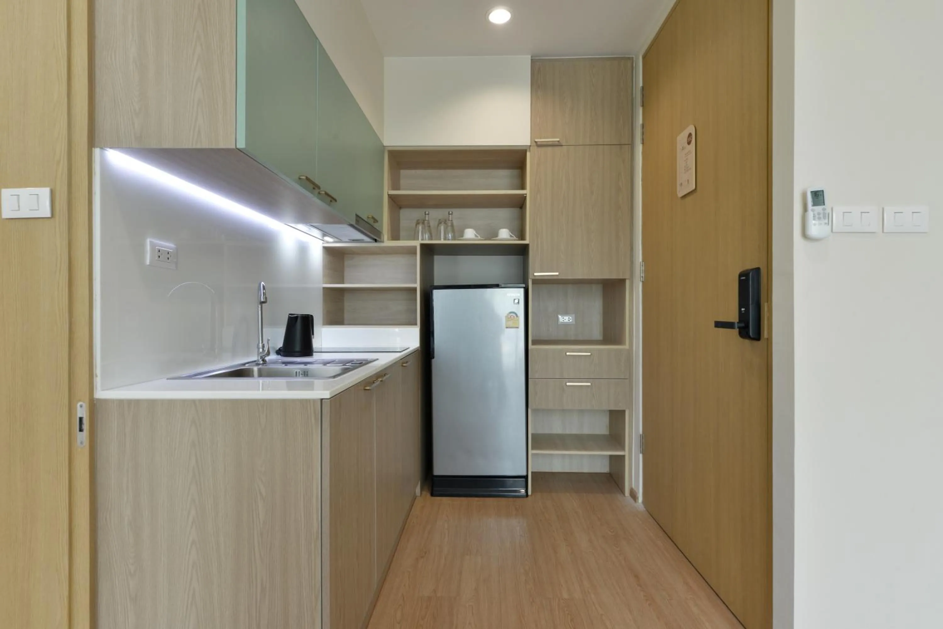 Kitchen or kitchenette in SENS Hotel