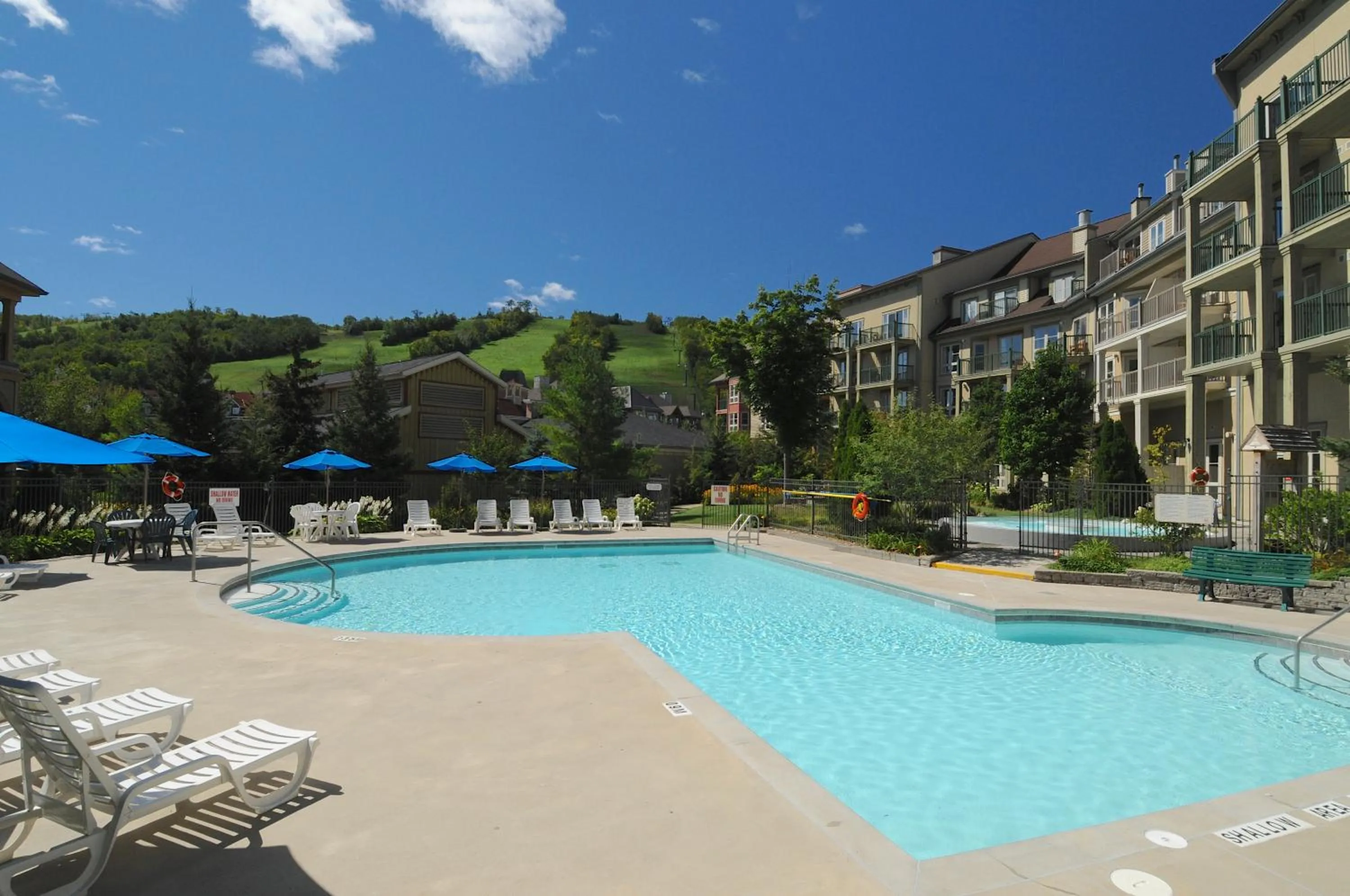 Swimming pool in Blue Mountain Resort Village Suites