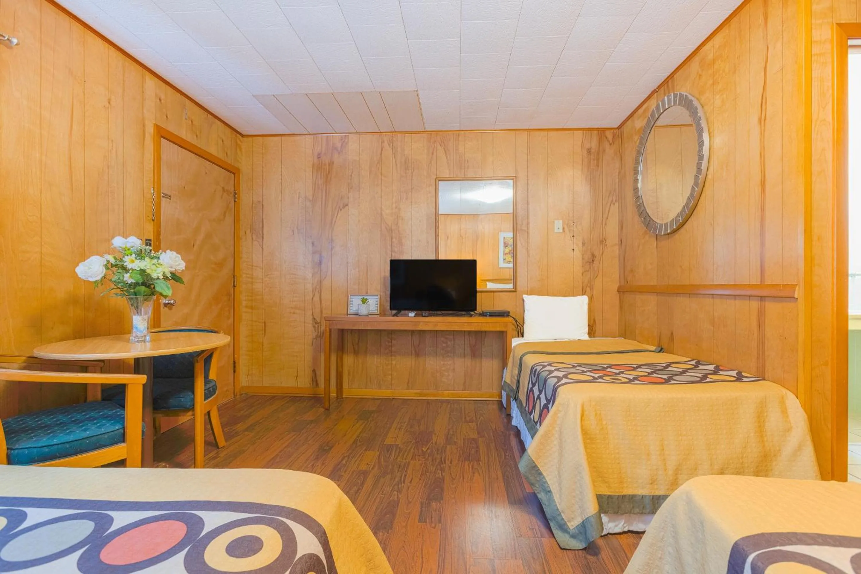 Bedroom, Bed in Parkside Motel by OYO Meadville Conneaut Lake