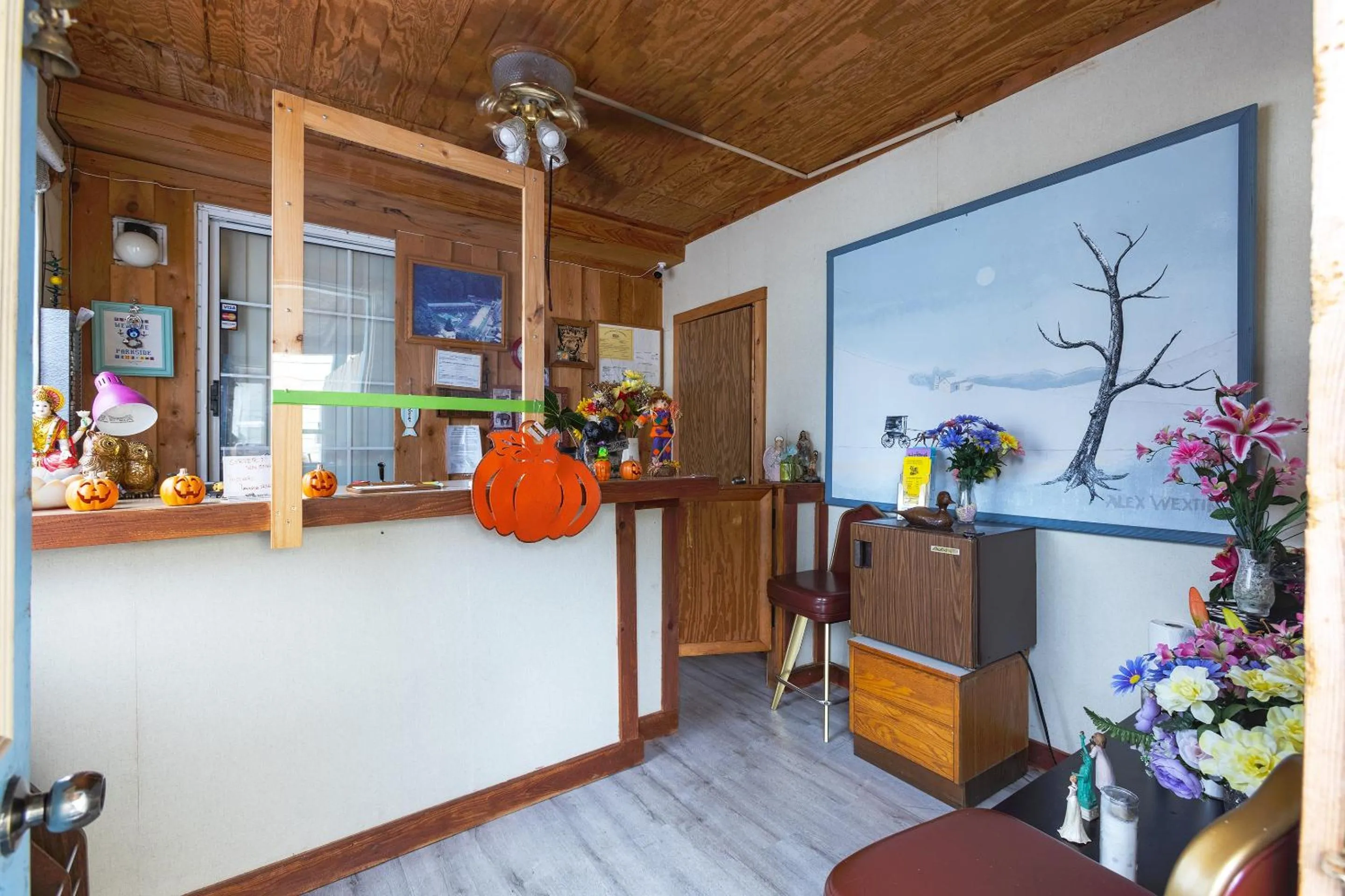 Lobby or reception in Parkside Motel by OYO Meadville Conneaut Lake