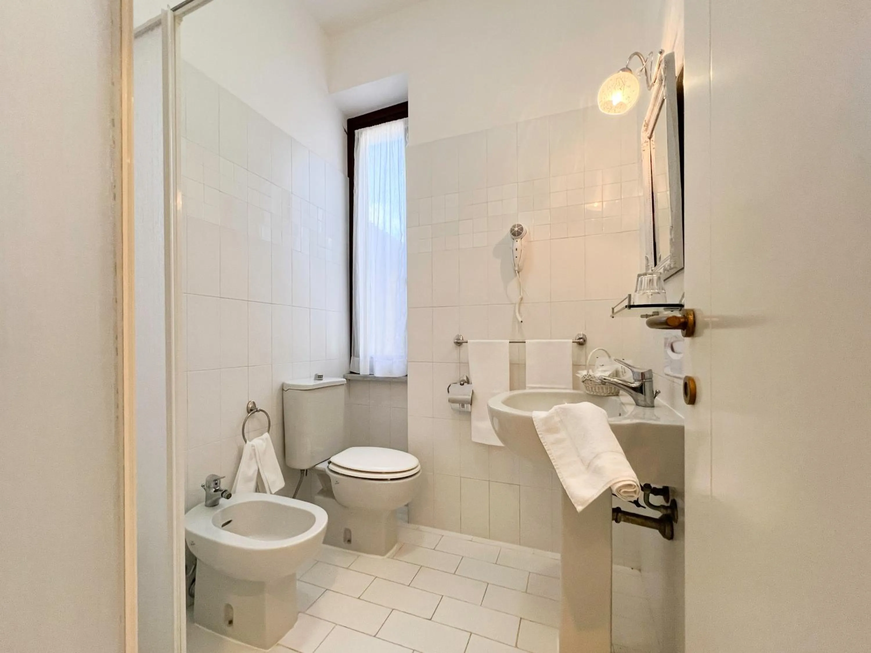 Bathroom in Park Hotel Napoleone