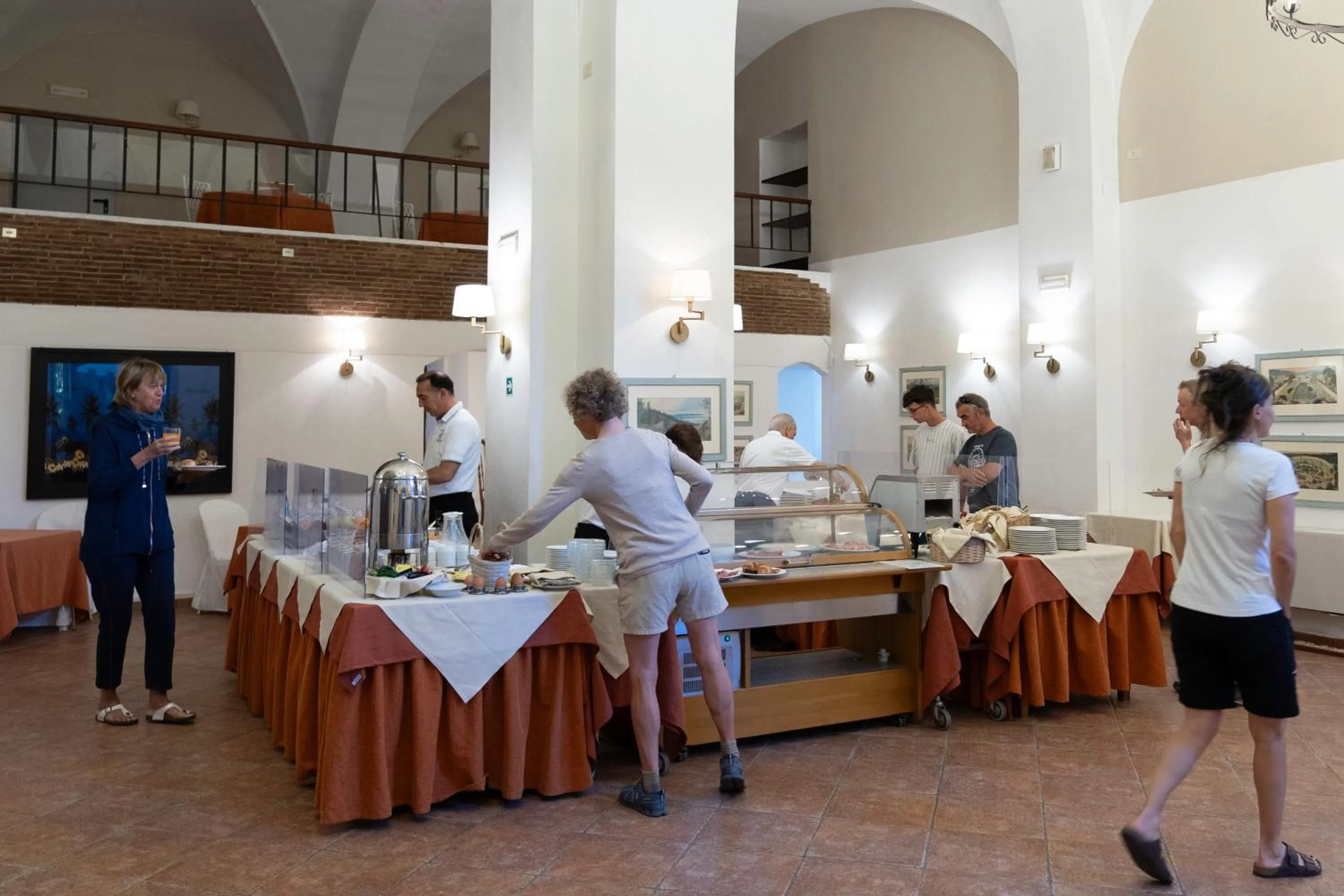 Restaurant/places to eat in Park Hotel Napoleone